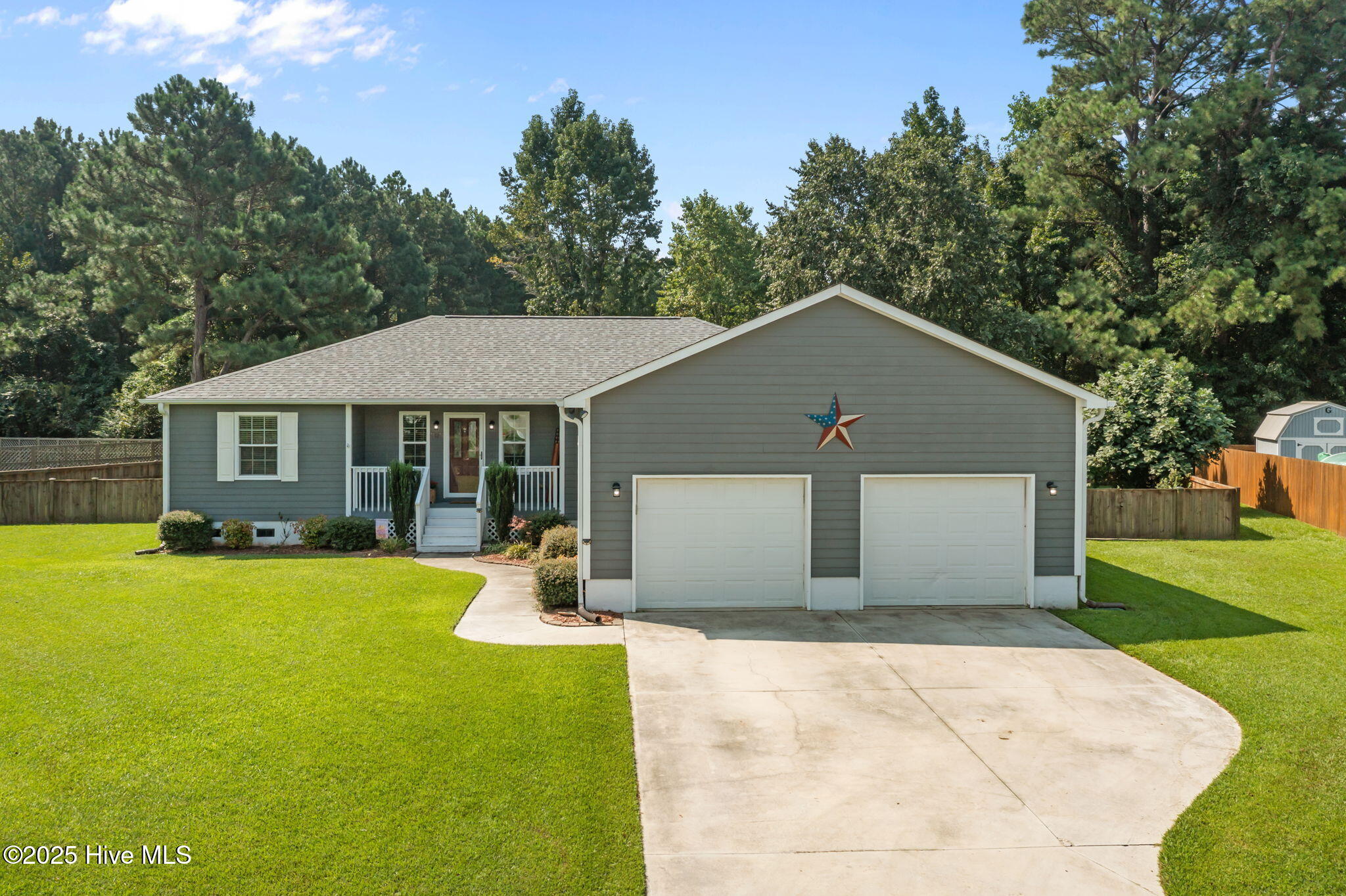303 Robert Scott Circle, Swansboro, NC 28584 – photo 2: 1-web-or-mls-DJI_0631