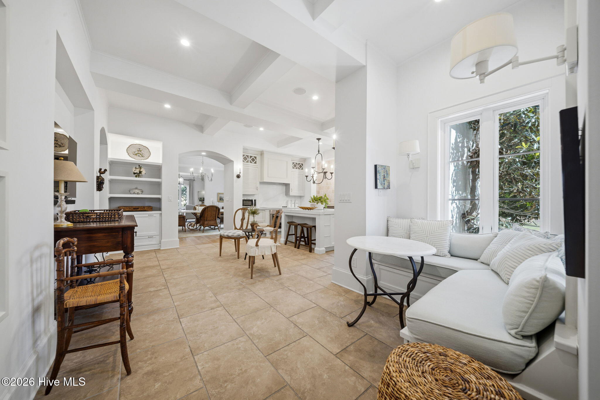 100570583 | Photo 24