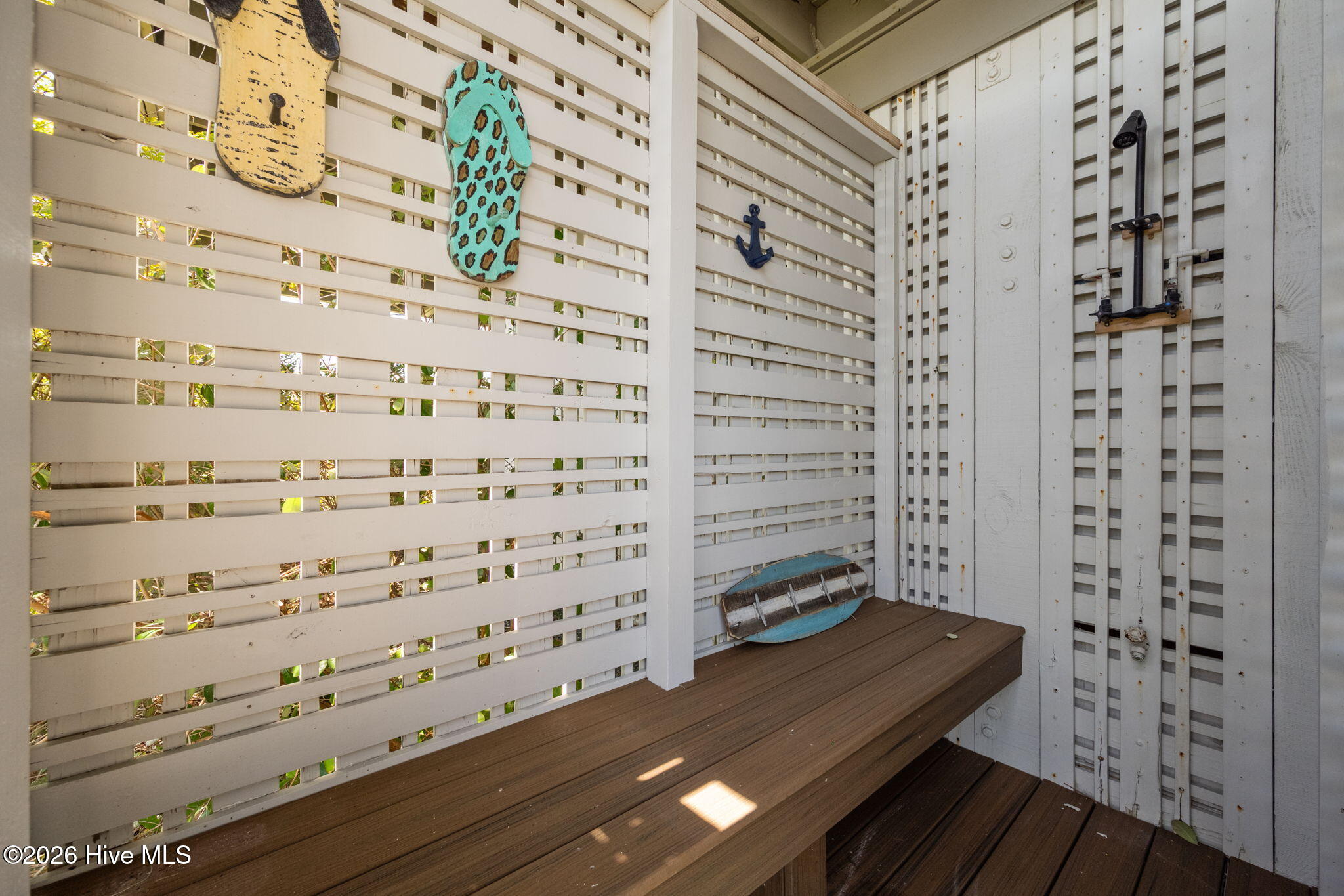 100568549 | Photo 55