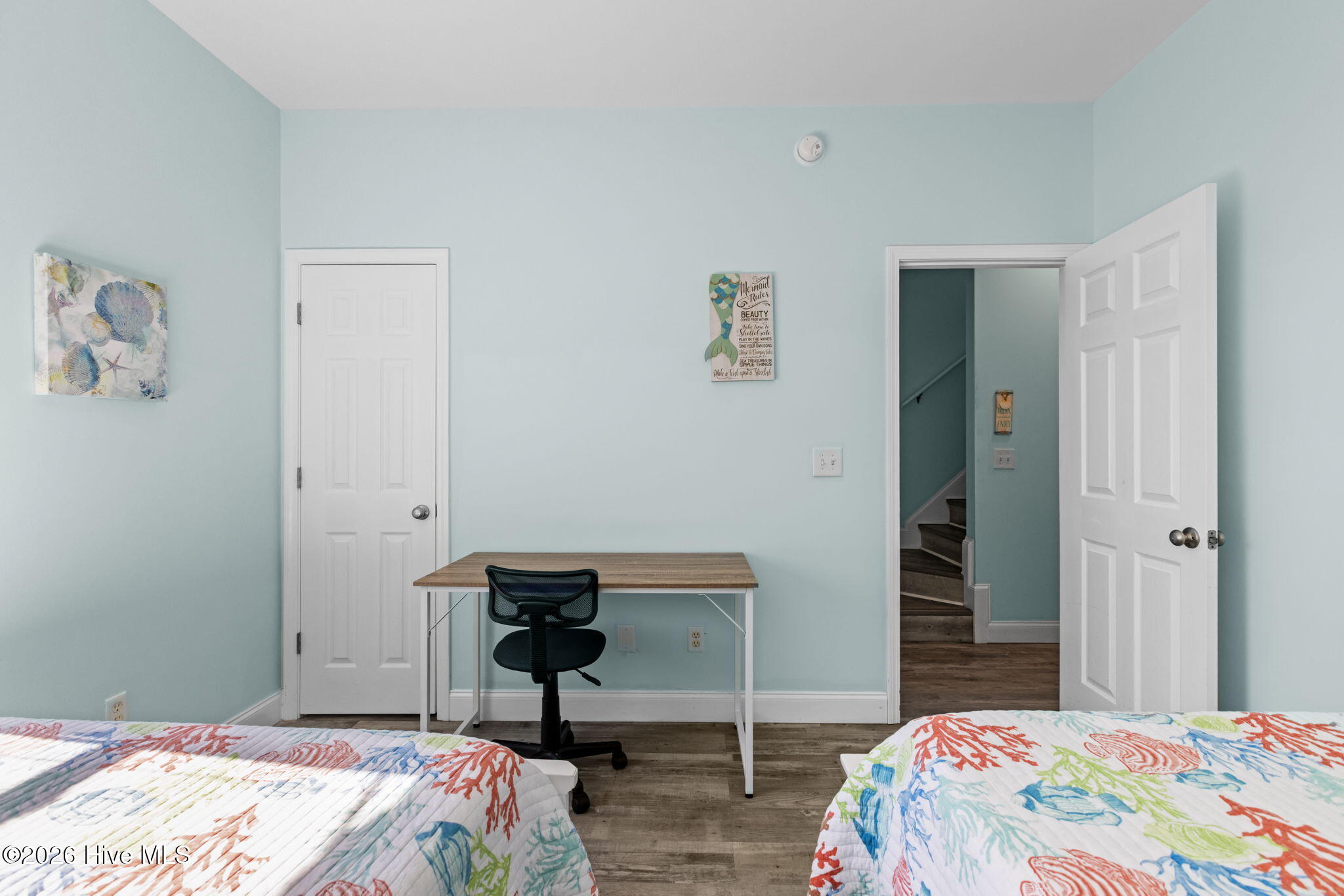 100556714 | Photo 22