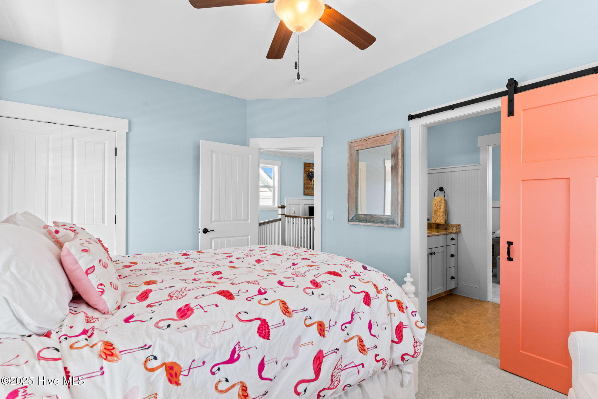 100536977 | Photo 47