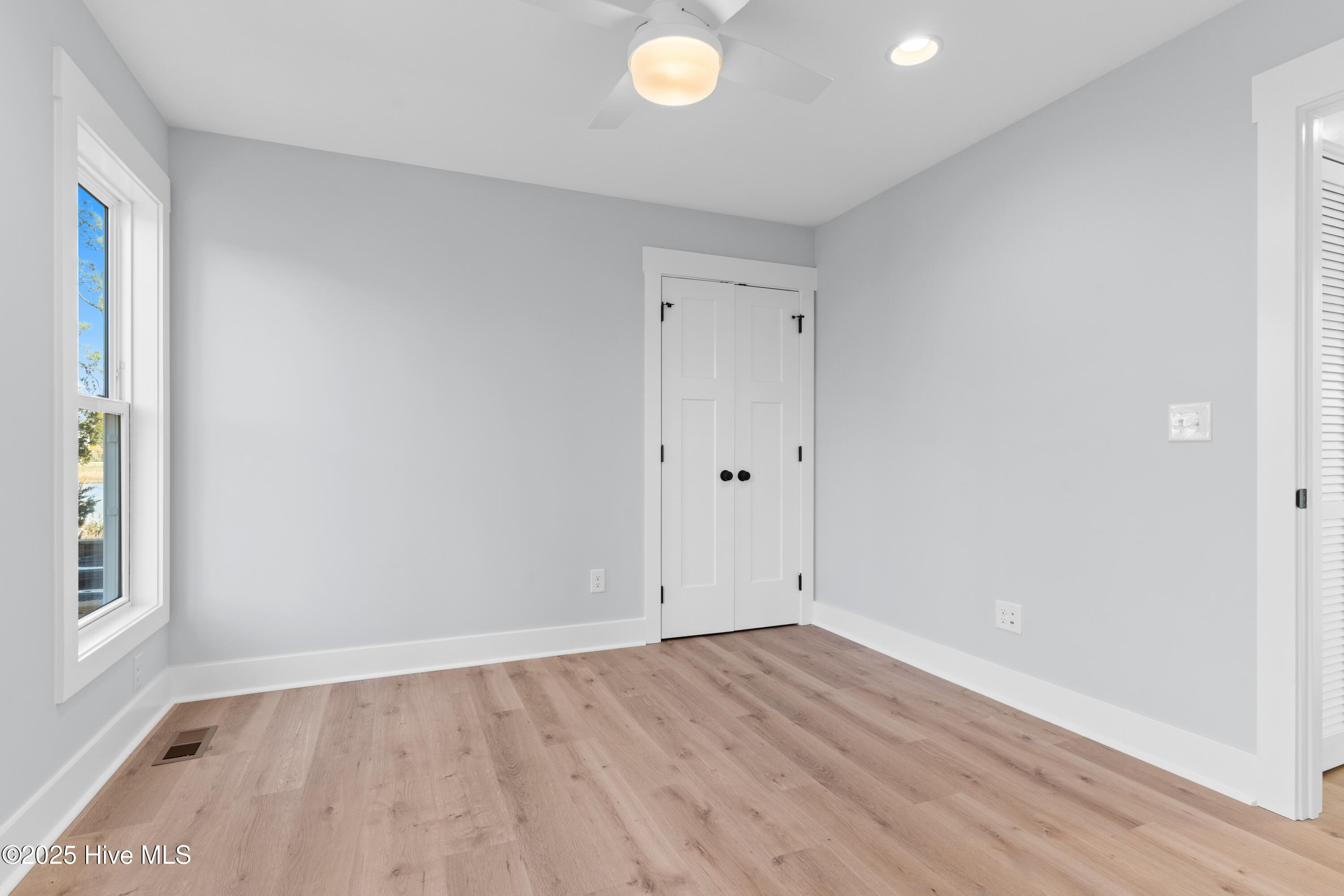 100545556 | Photo 54