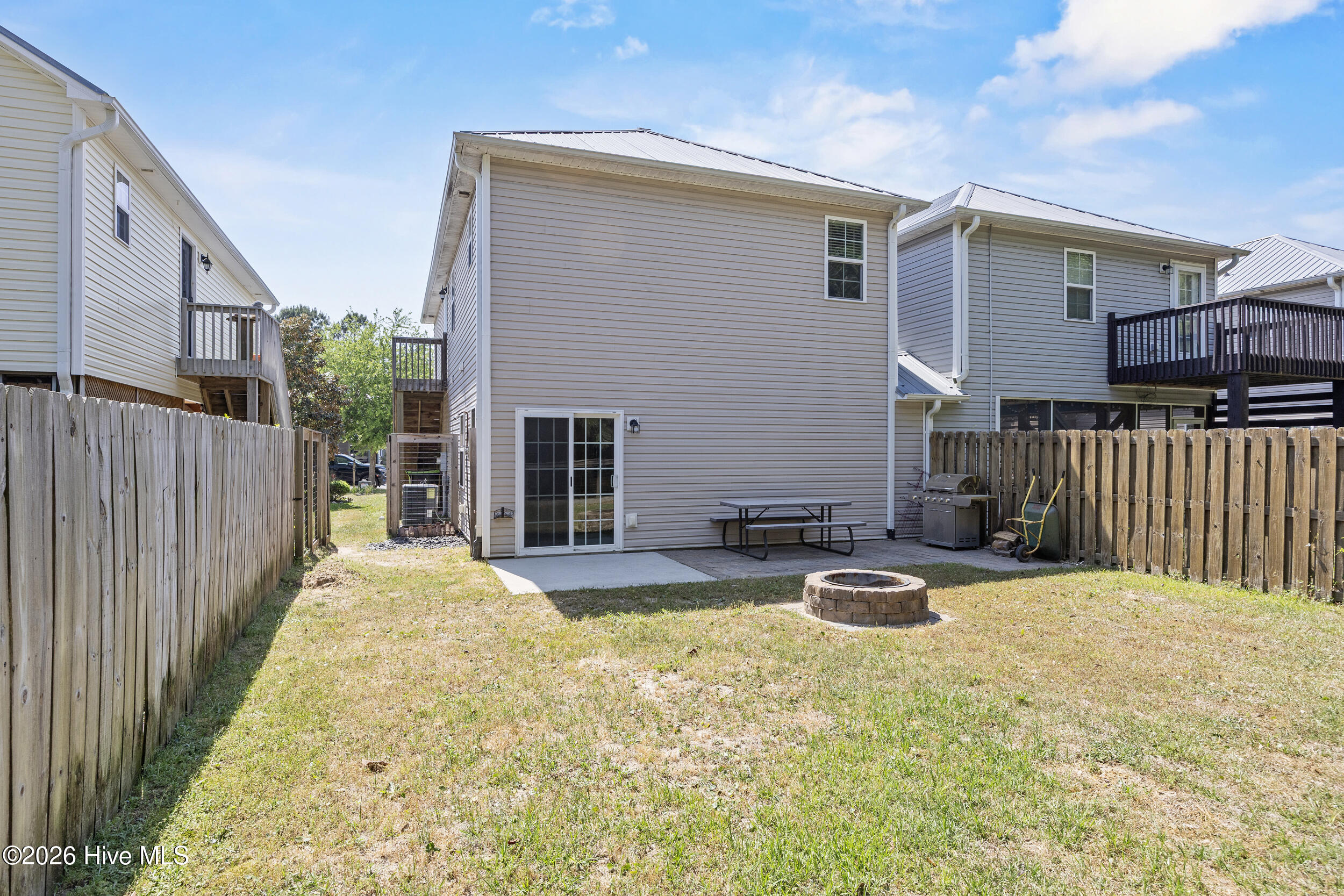 100569653 | Photo 31