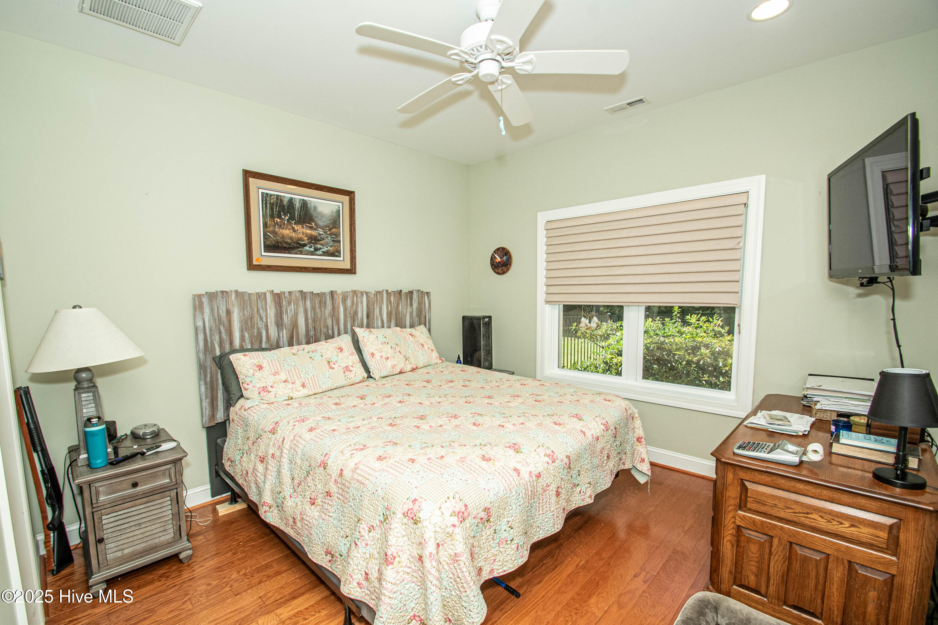 100544337 | Photo 30