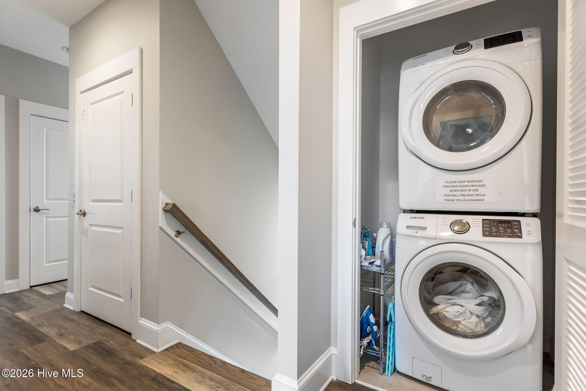 100553388 | Photo 13