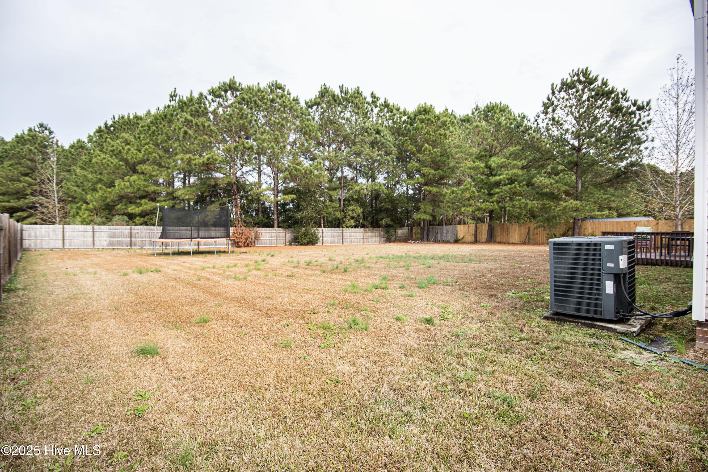 100544525 | Photo 36