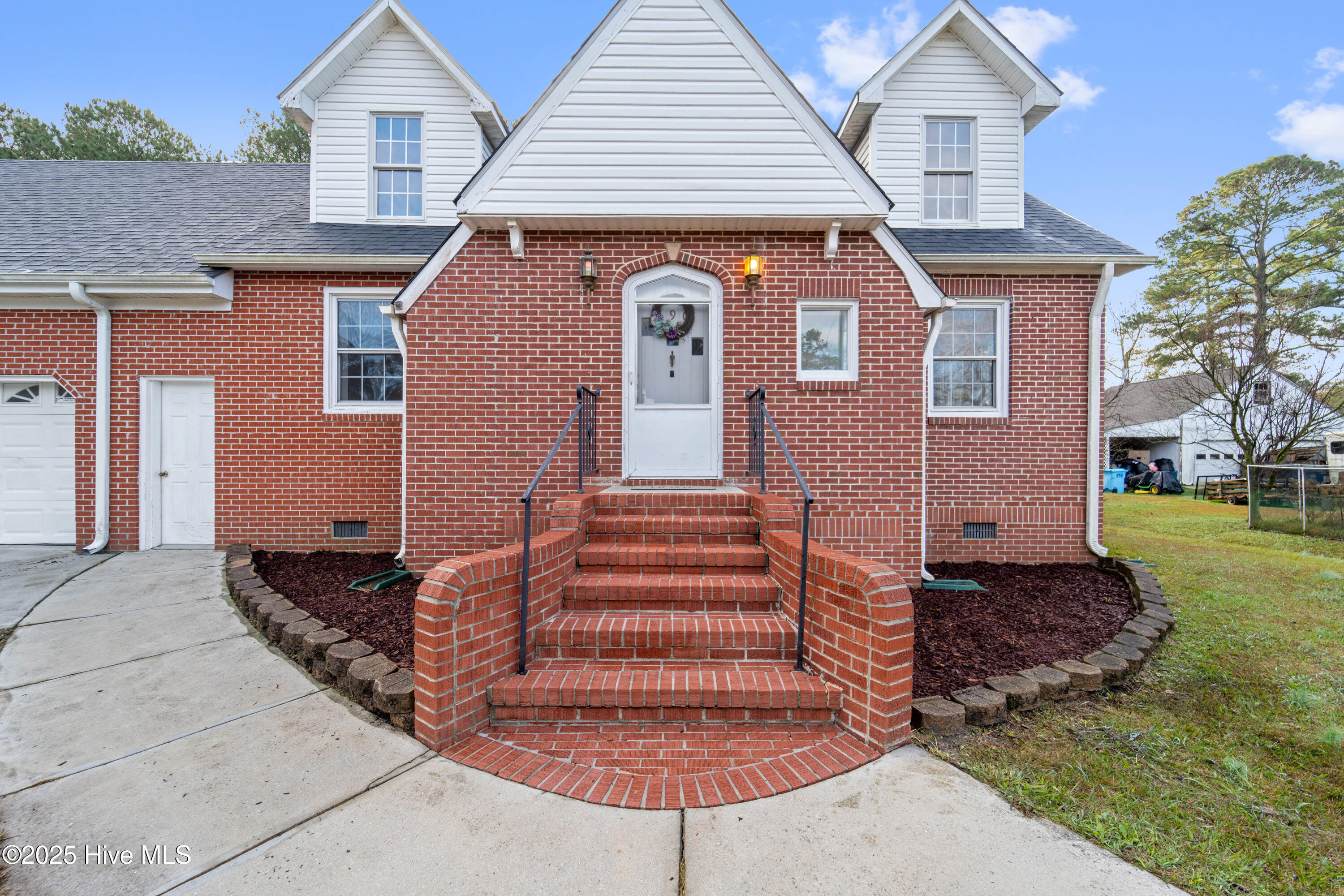 100544156 | Photo 62