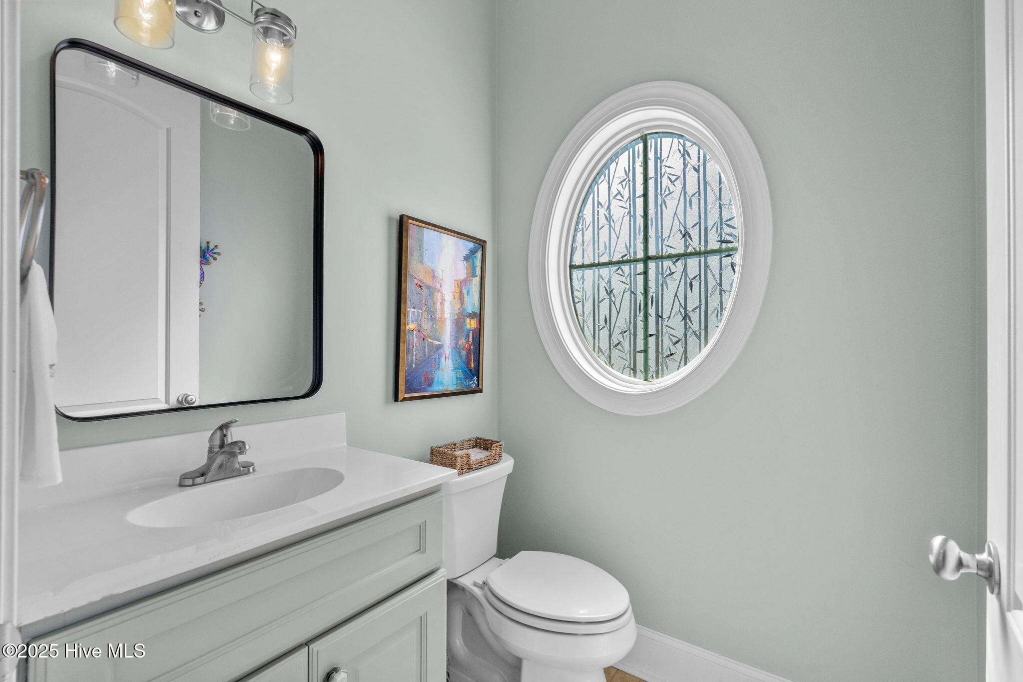 100551443 | Photo 41