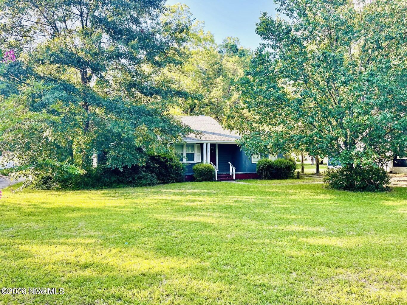 Homes for sale in Roseboro, NC | 309 E Roseboro St, Roseboro, NC 28382 | MLS# 100561882