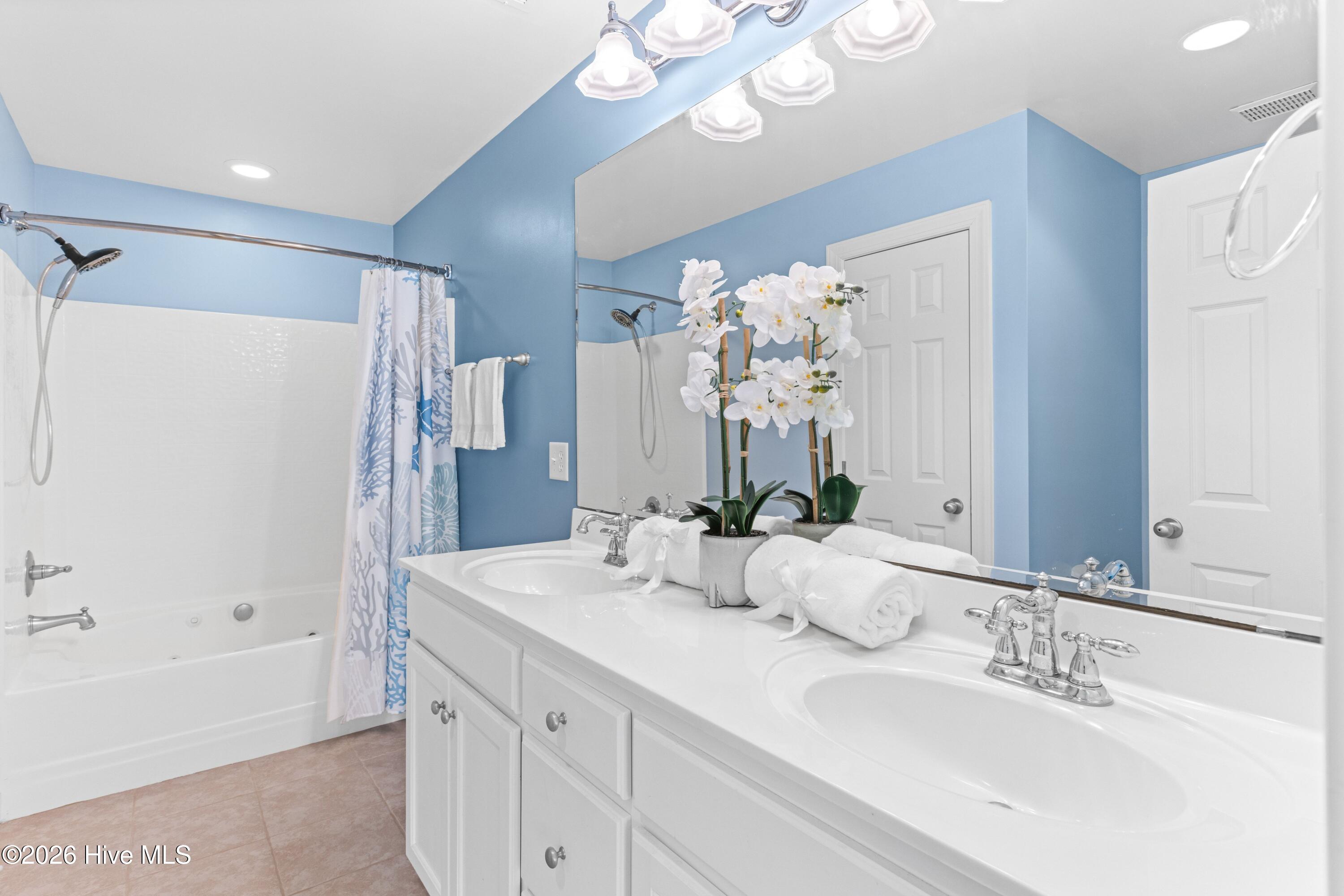 100550926 | Photo 22