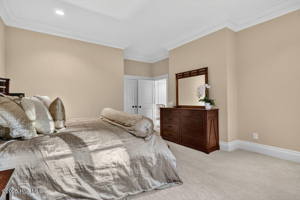 100544850 | Photo 66