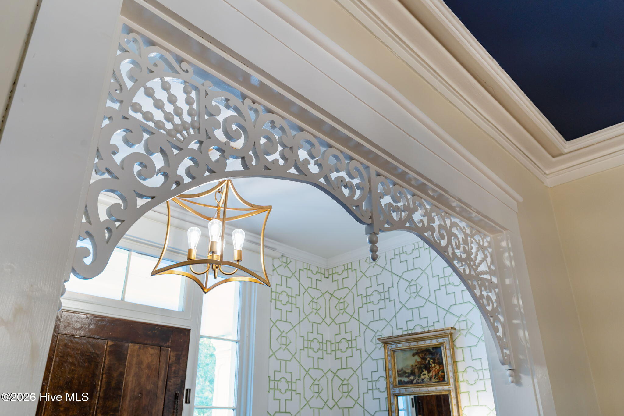 100562122 | Photo 29