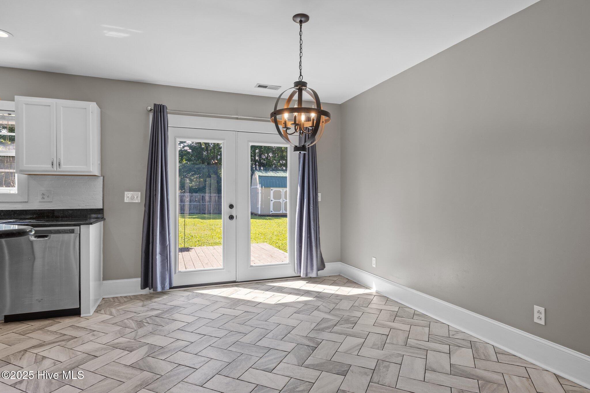 1199 Nine Foot Road,Newport