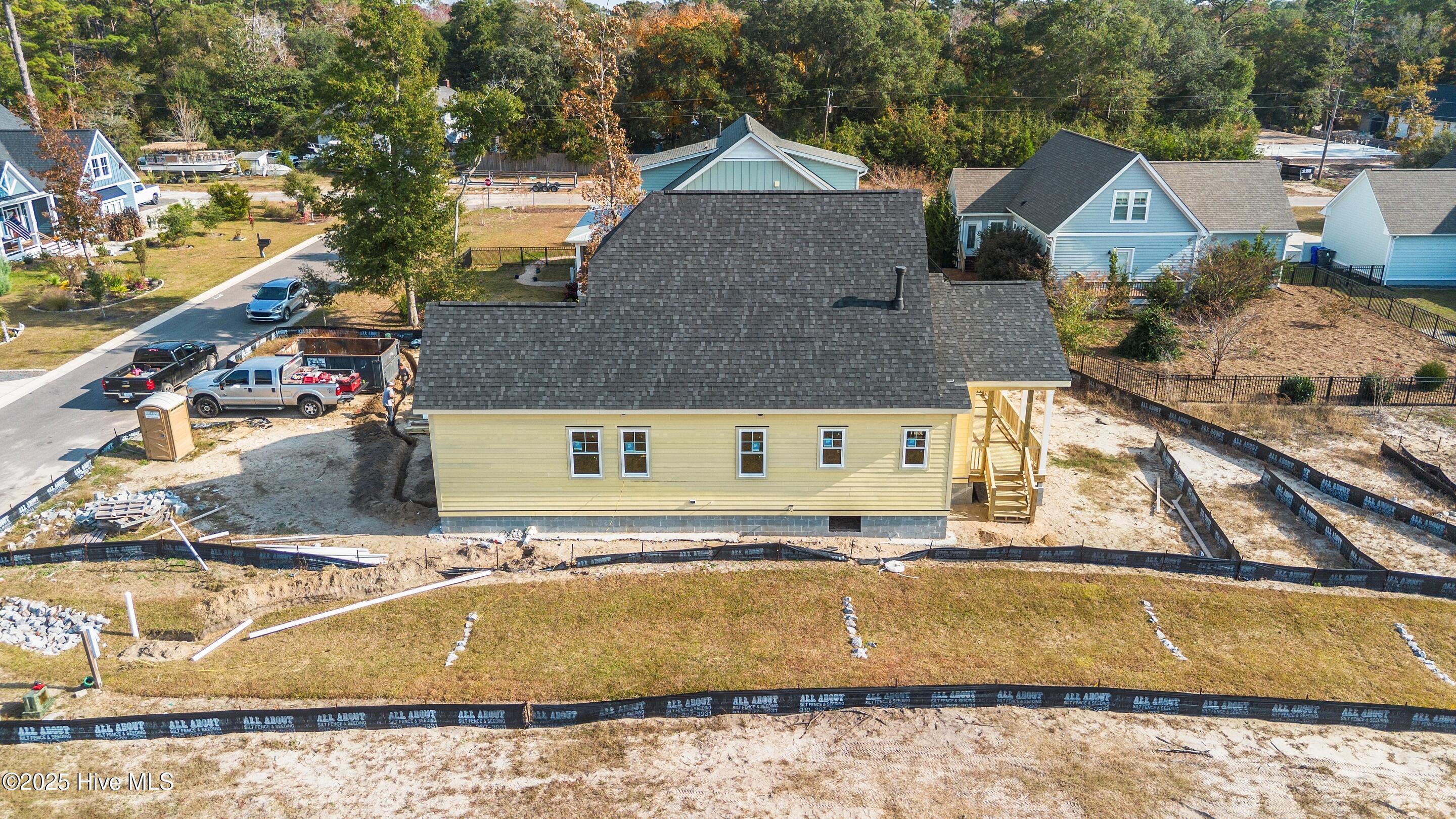 100543069 | Photo 22