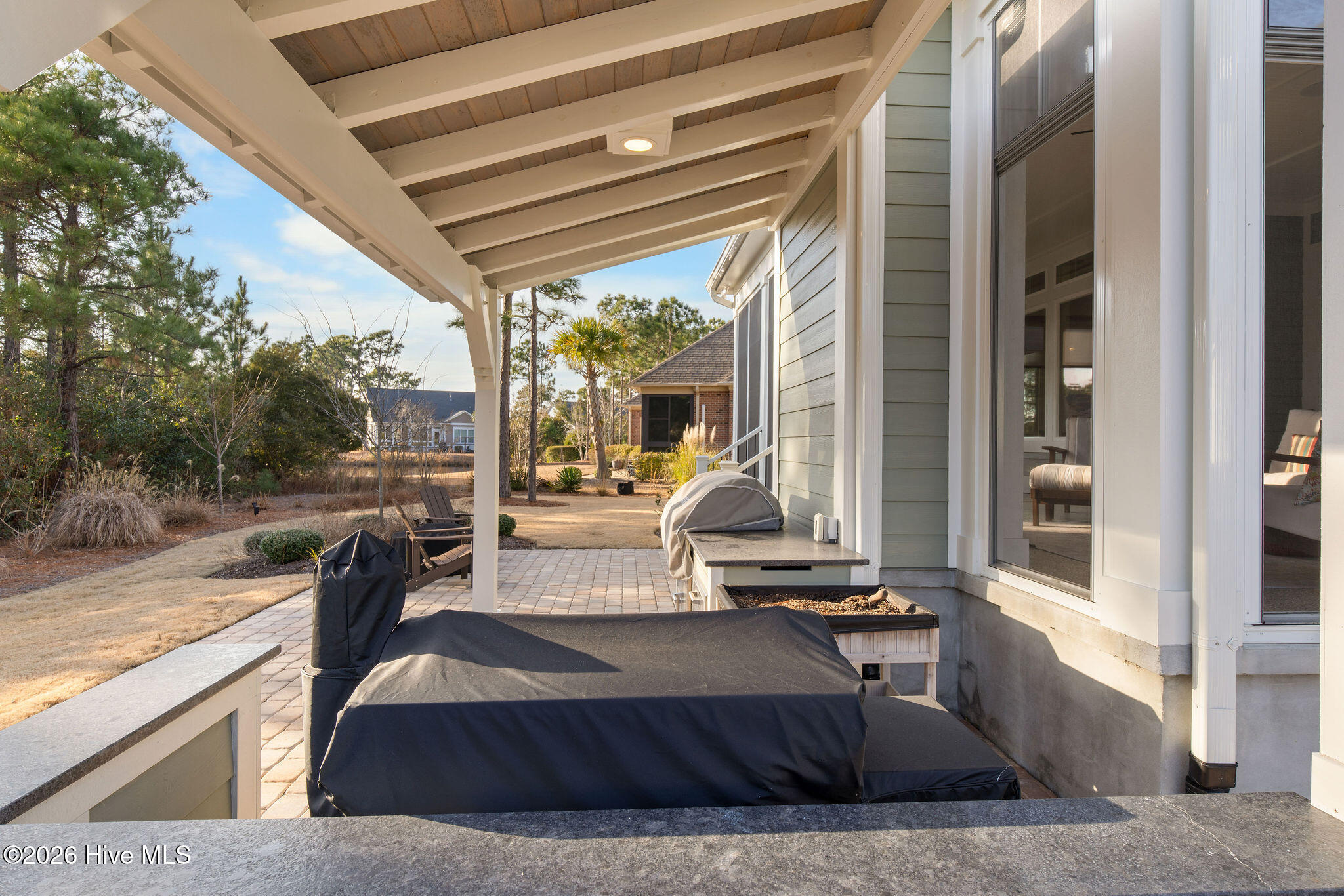 100552329 | Photo 38