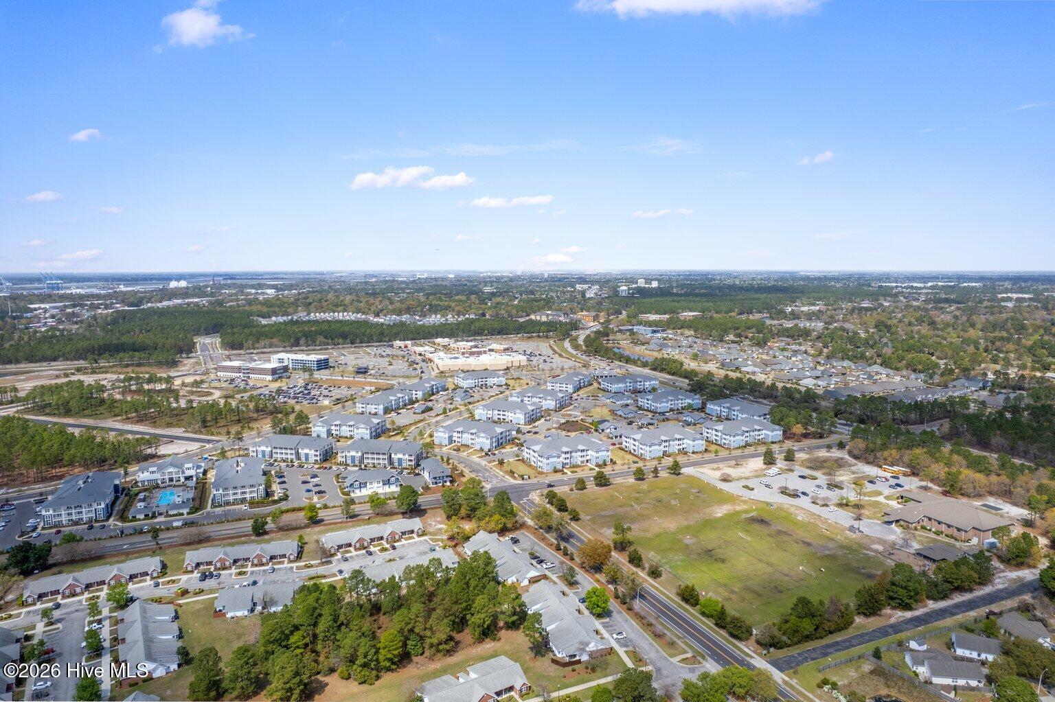 100562733 | Photo 32