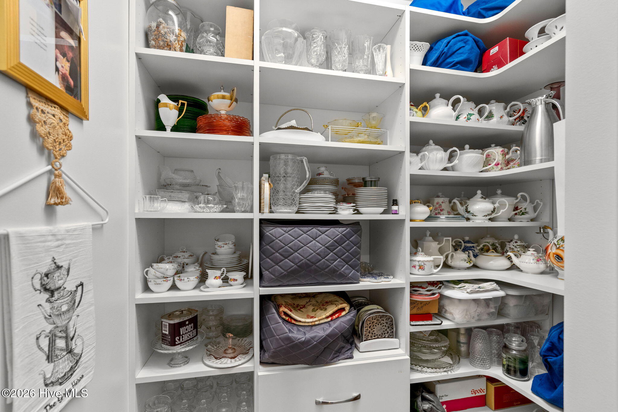 100546321 | Photo 27