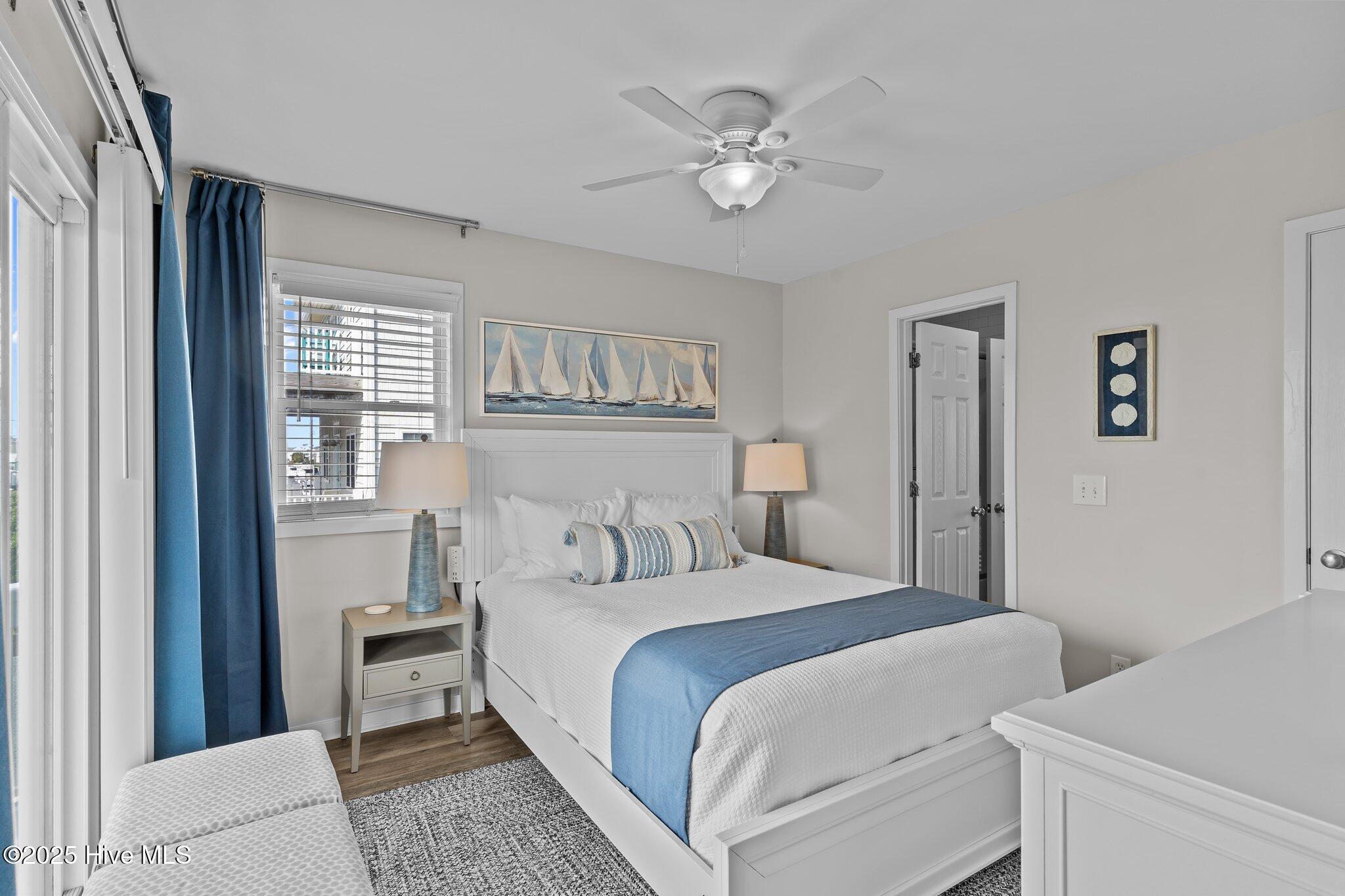 100529383 | Photo 30