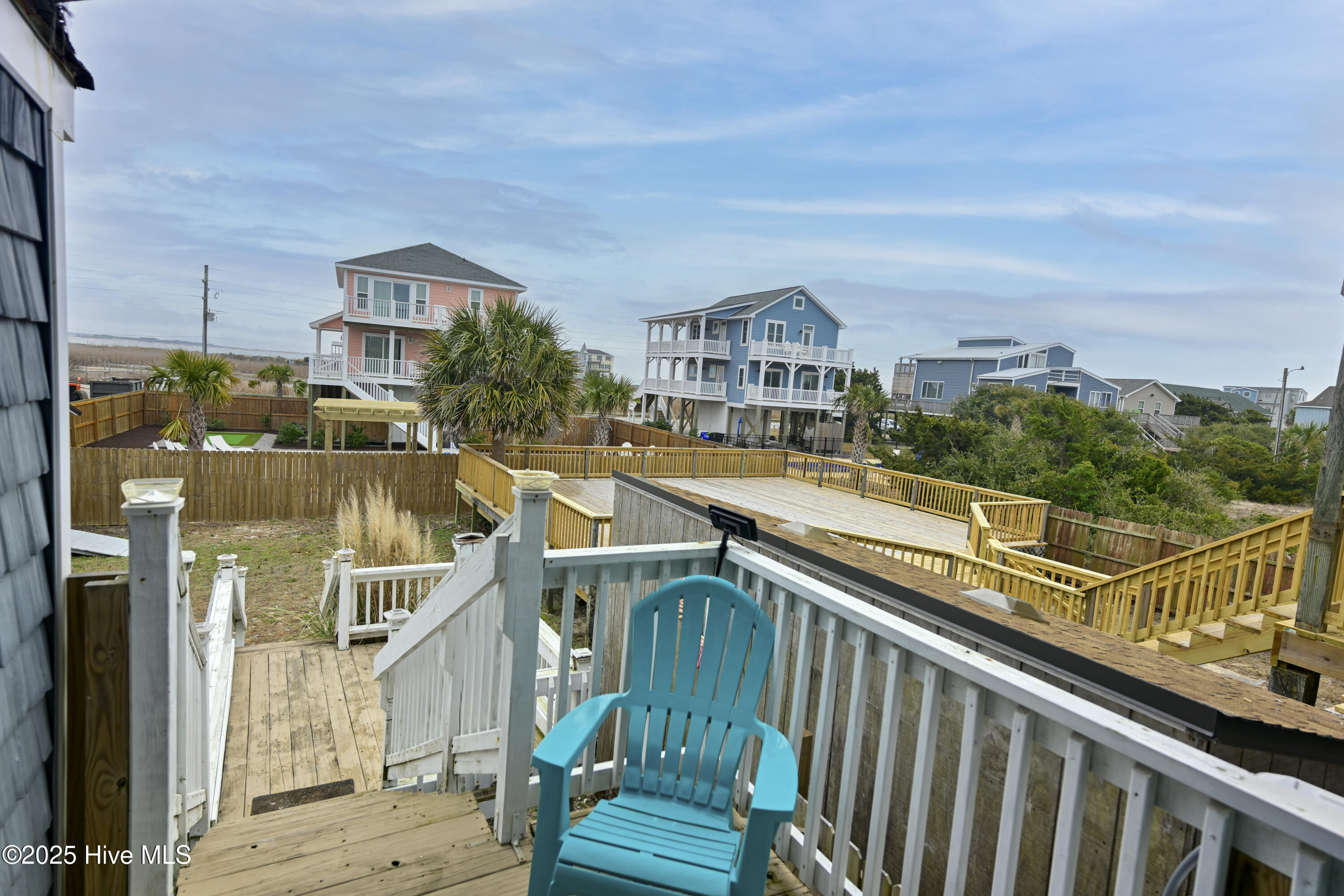 100495129 | Photo 50