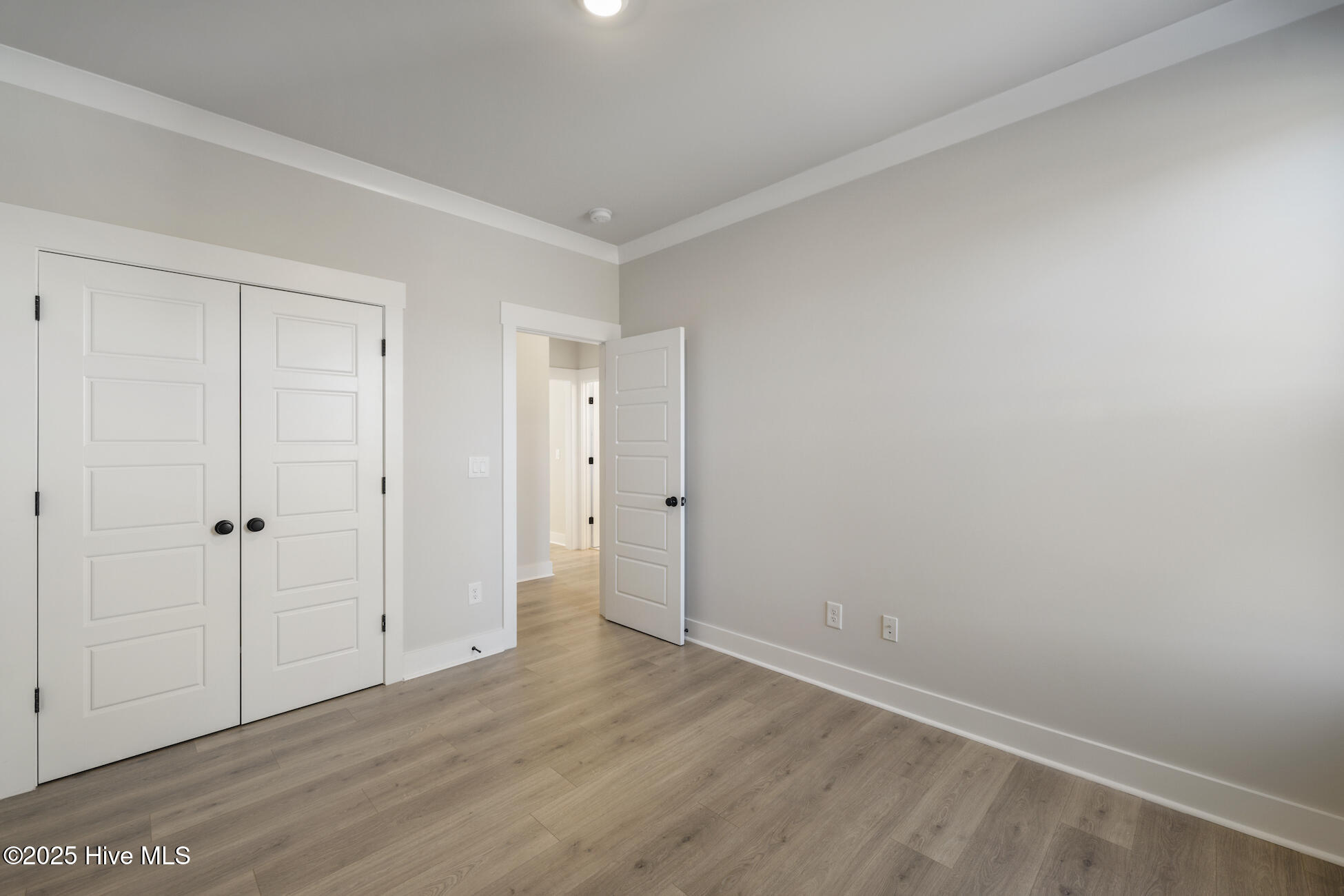 100507378 | Photo 26