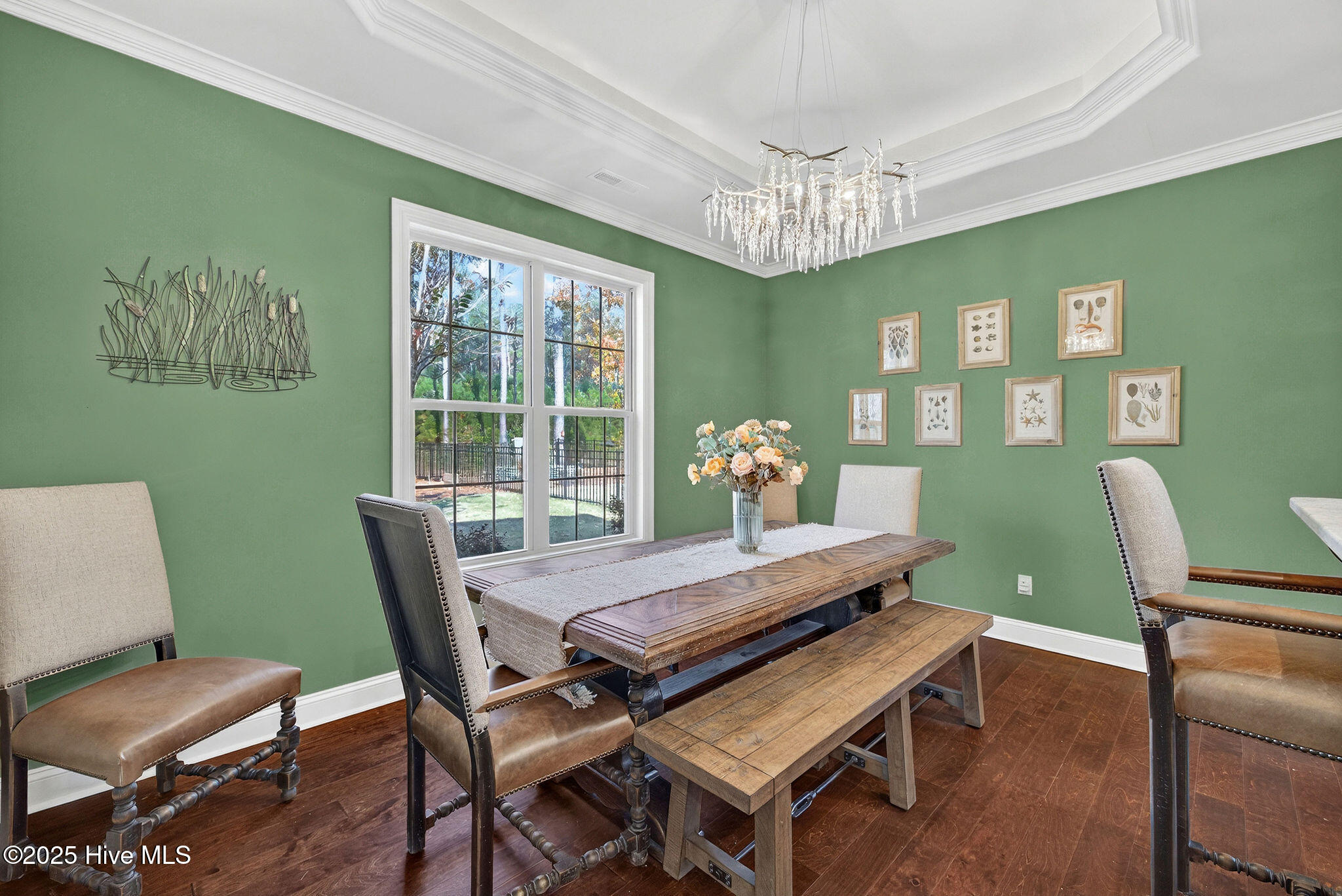 100543133 | Photo 16