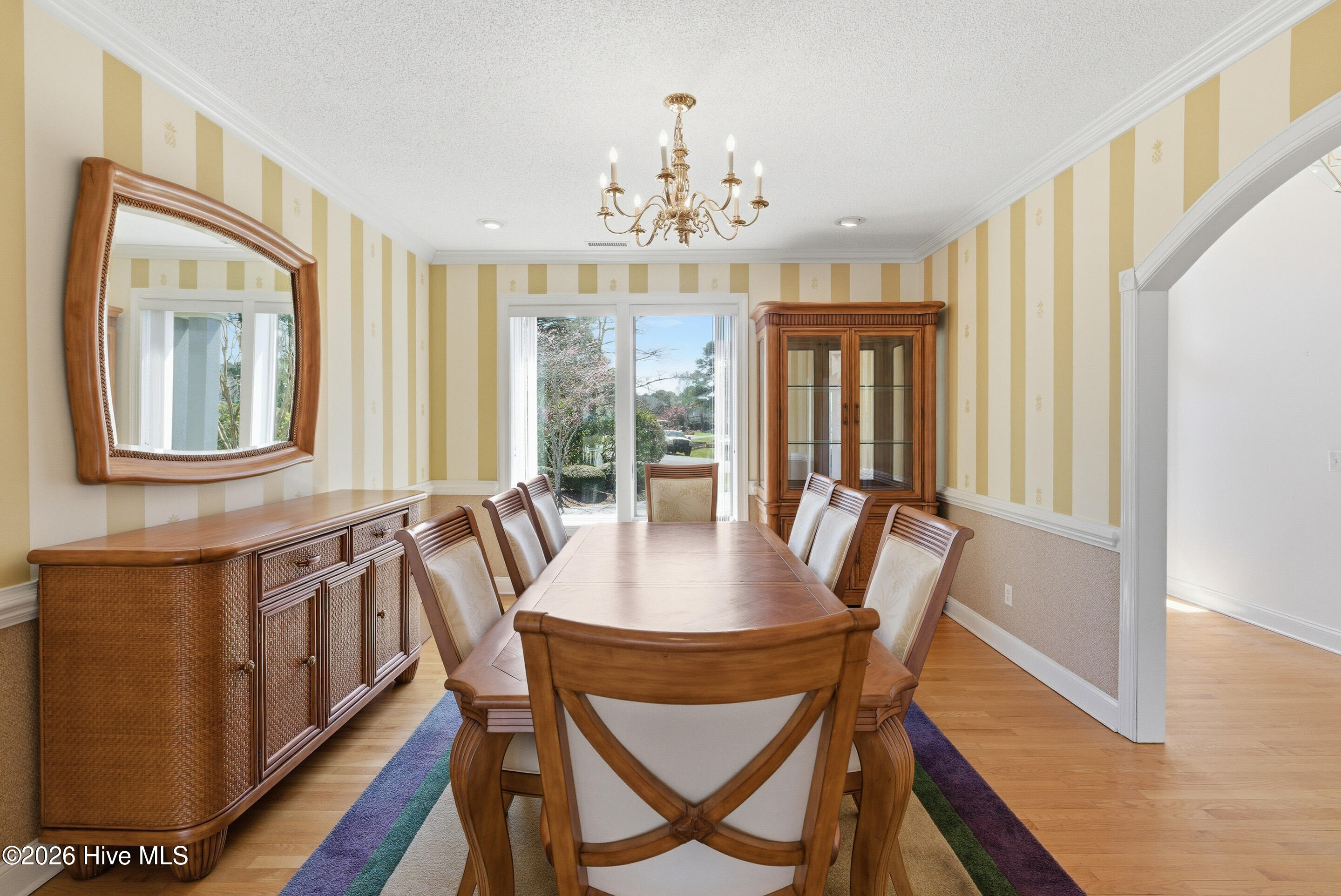 100564038 | Photo 13