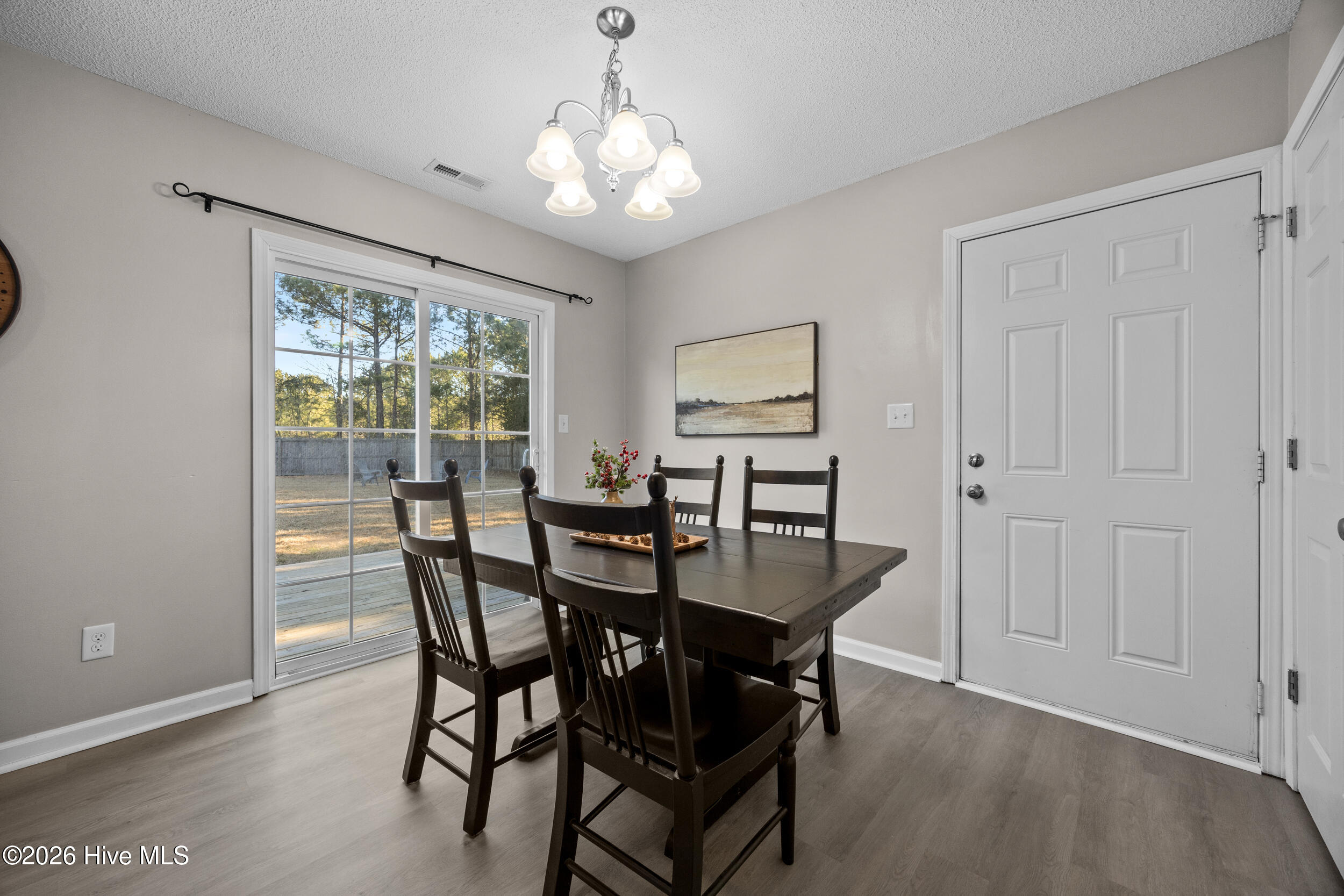 100554193 | Photo 13