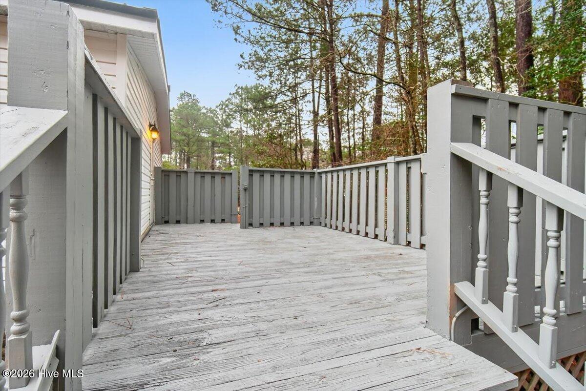 100554719 | Photo 21