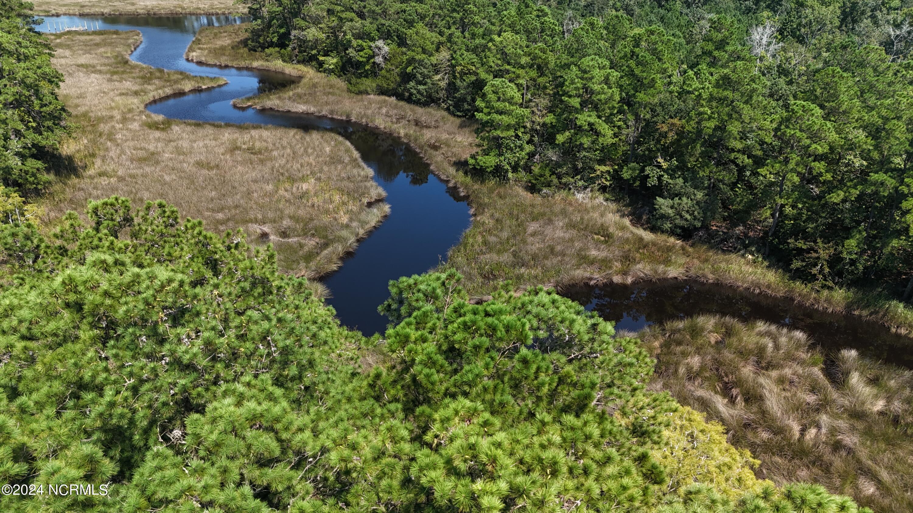 330, 211 Garbacon Drive, Beaufort, NC, 28516