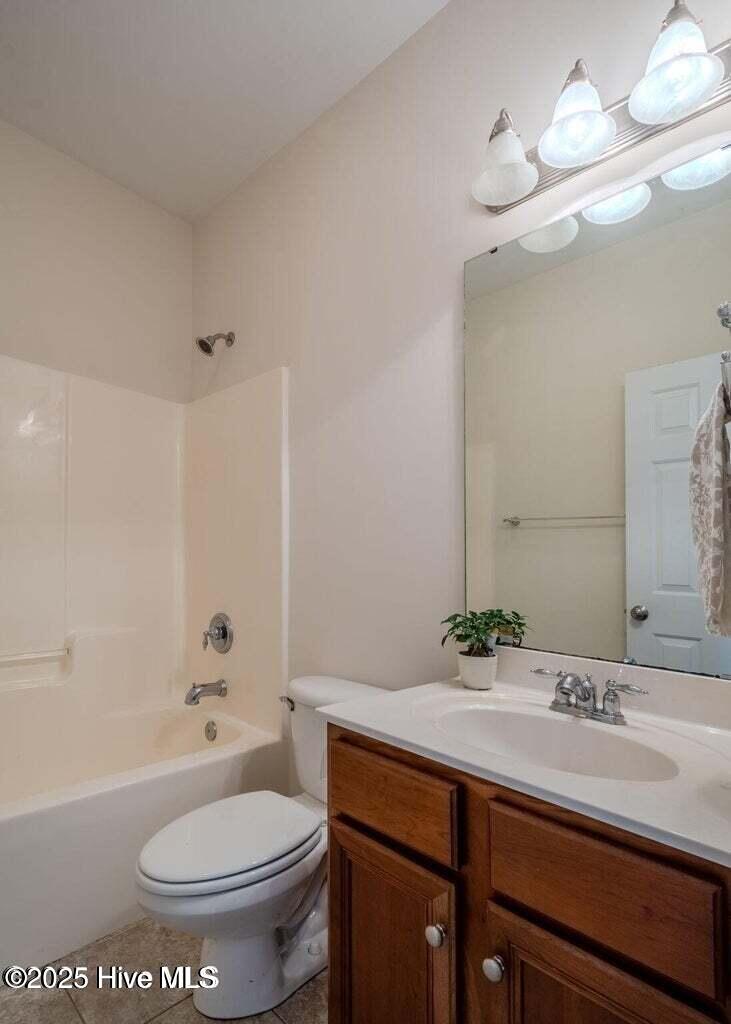 100538415 | Photo 14