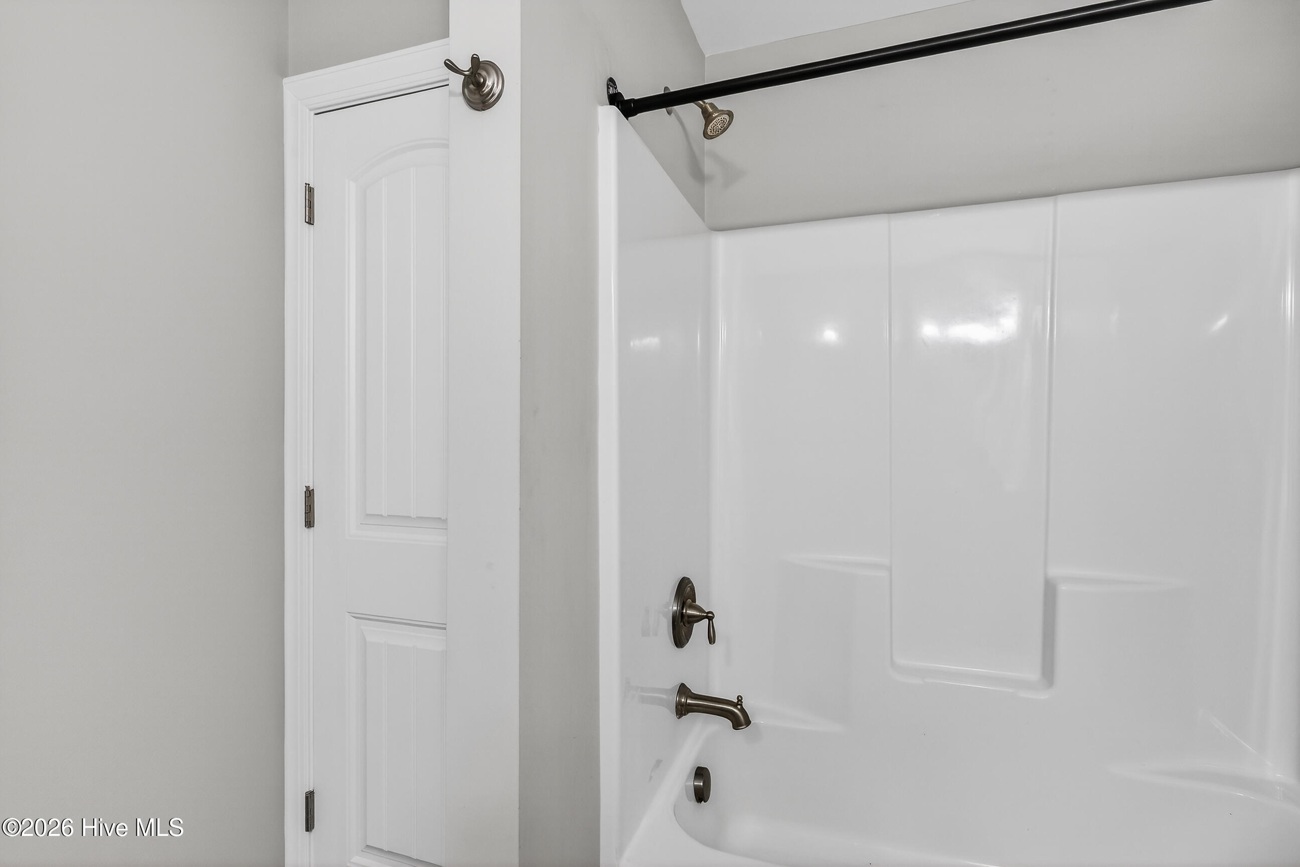 100558992 | Photo 15