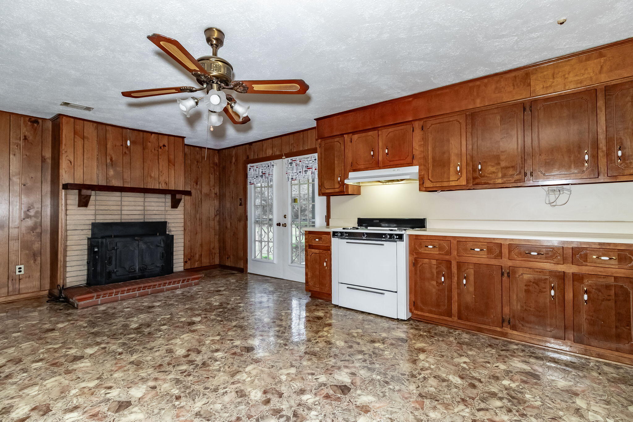 26-web-or-mls-915 BENNOCK MILL RD ©-1792