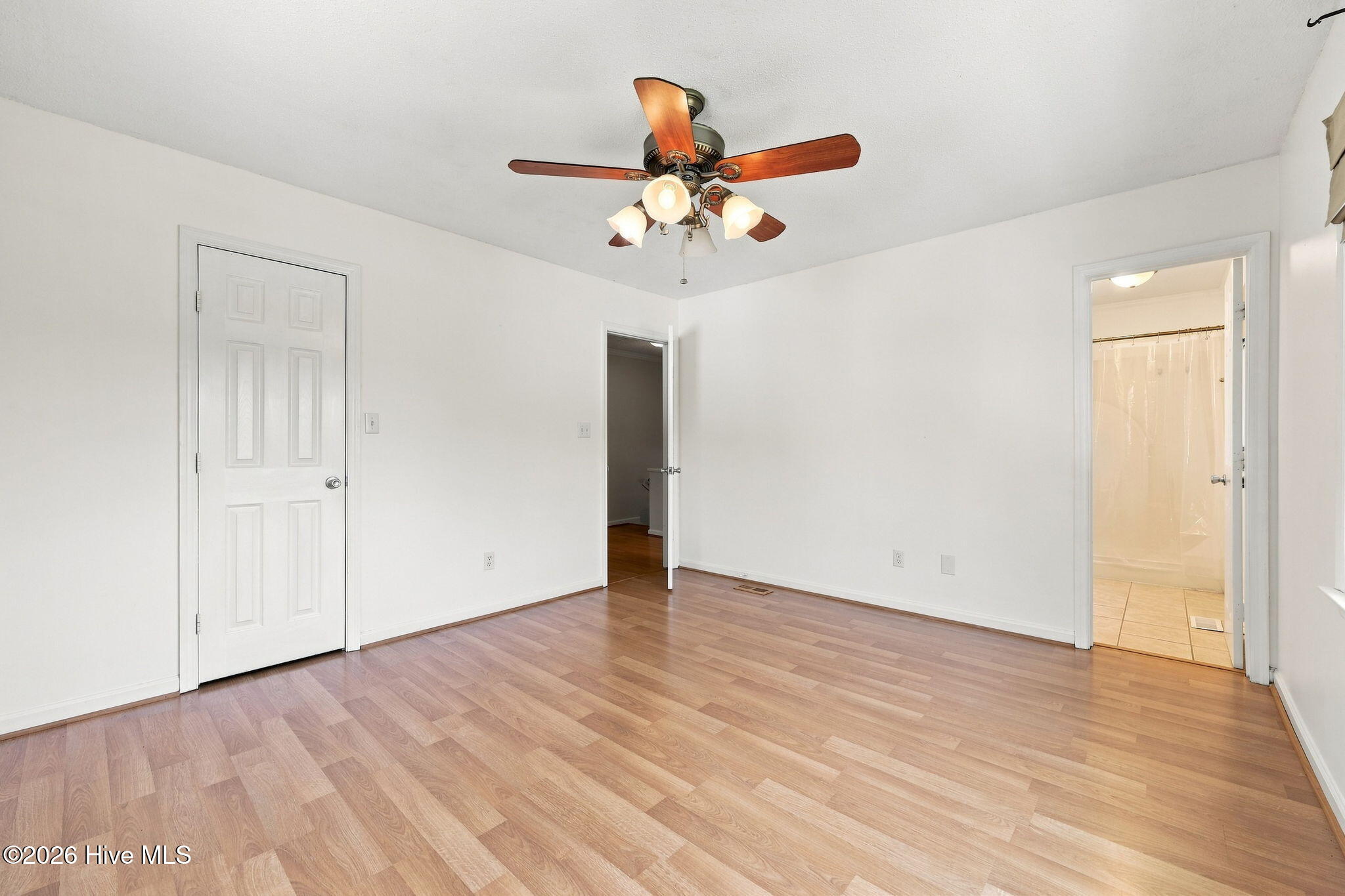907 Oak 