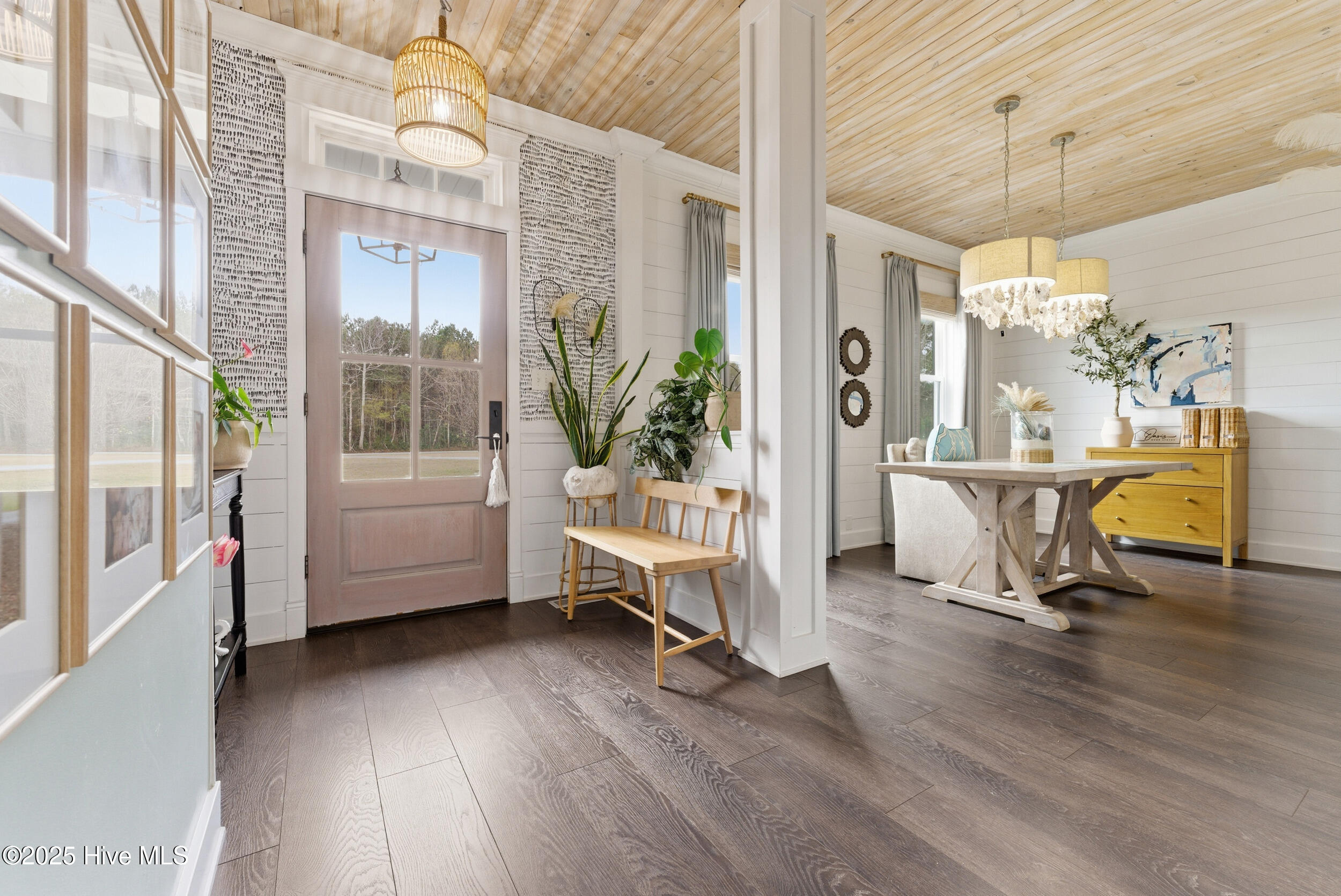 Homes for sale in Knotts Island, NC | 164 Wards Rd, Knotts Island, NC 27950 | MLS# 100544061