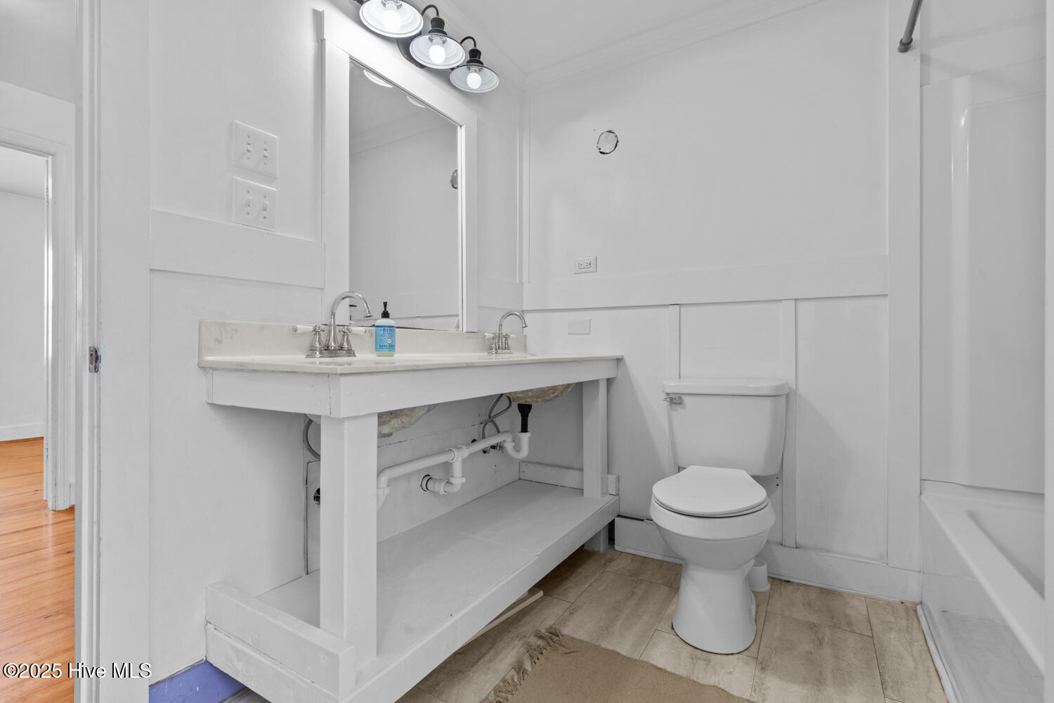 100520371 | Photo 18