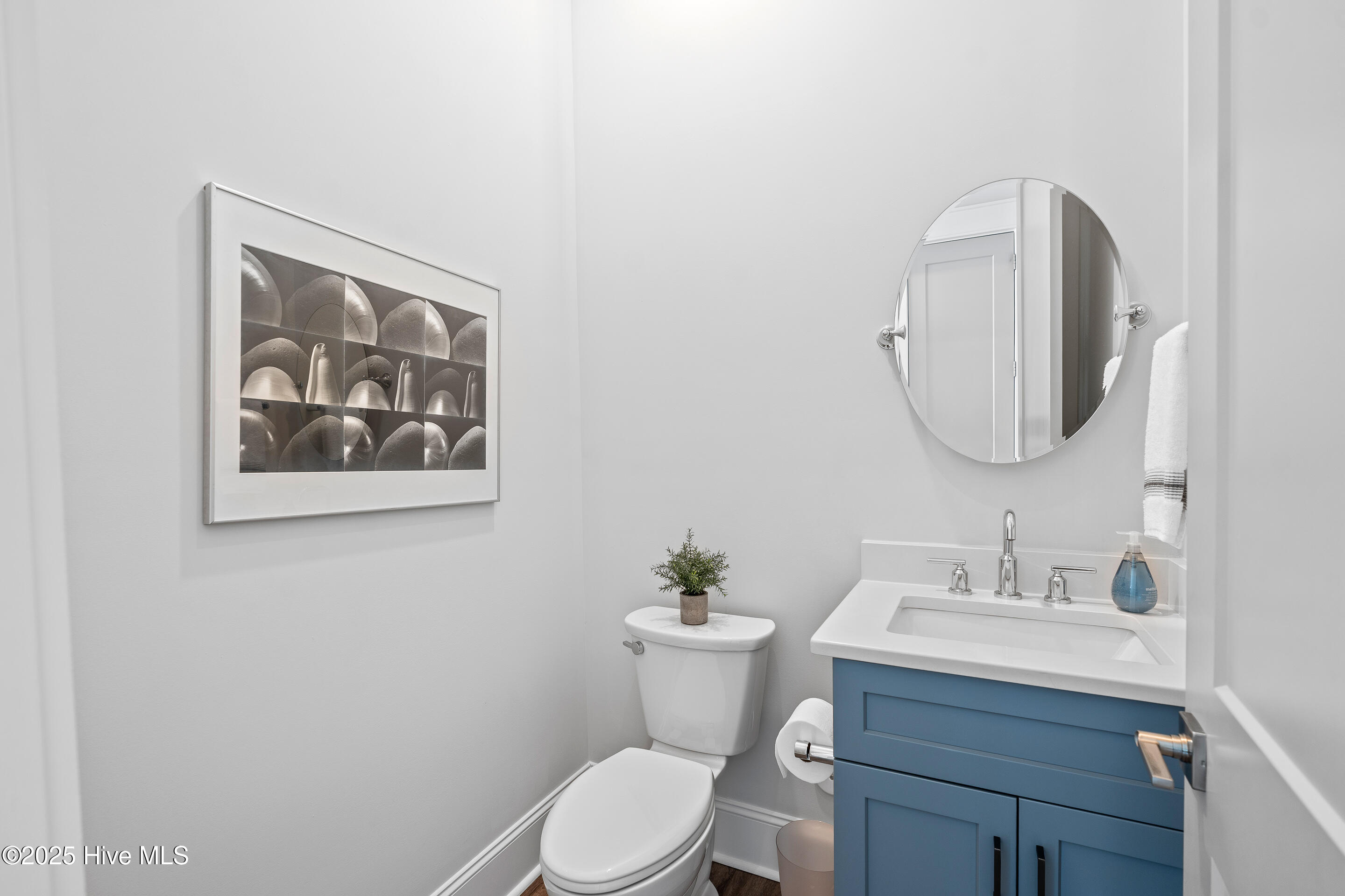 100516528 | Photo 23