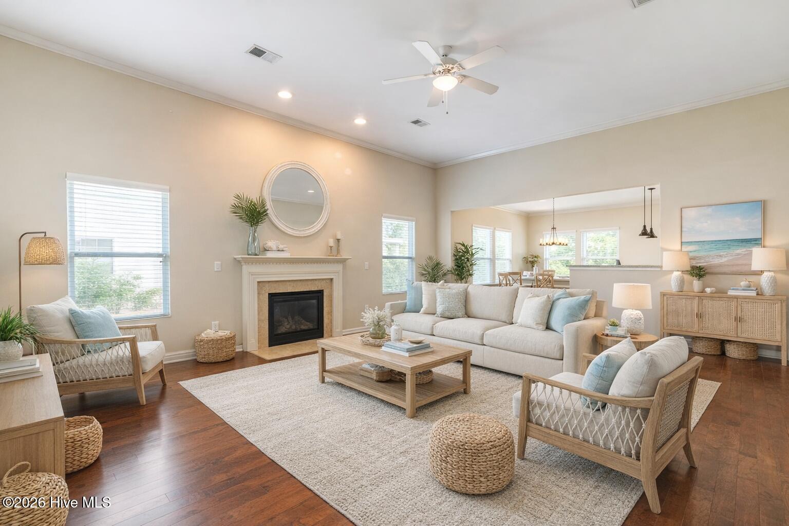 100522432 | Photo 16