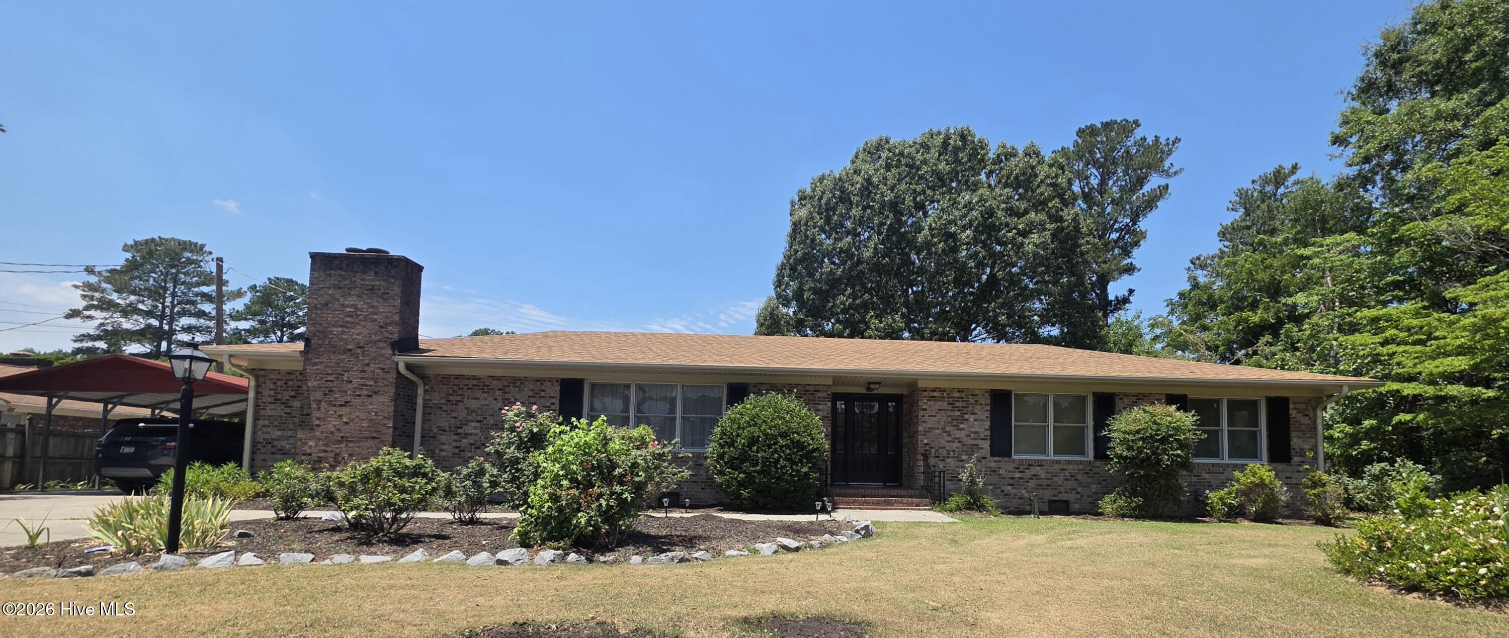 Front elevation 6364 Niblick Drive