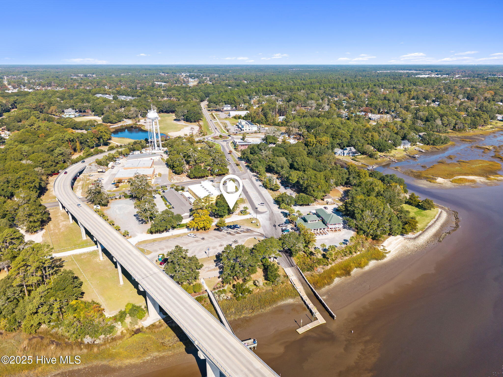 100561815 | Photo 15