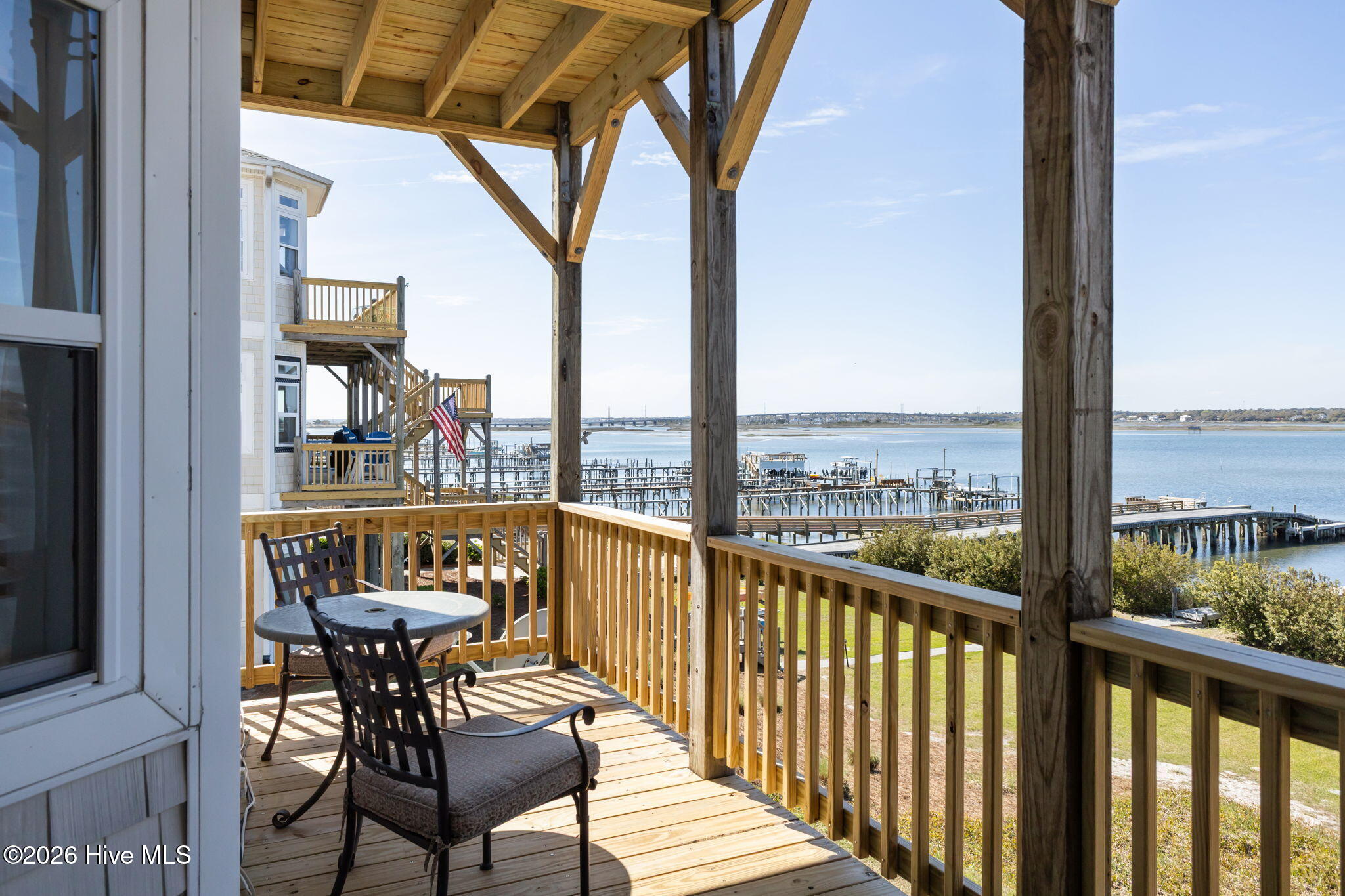 100565835 | Photo 34