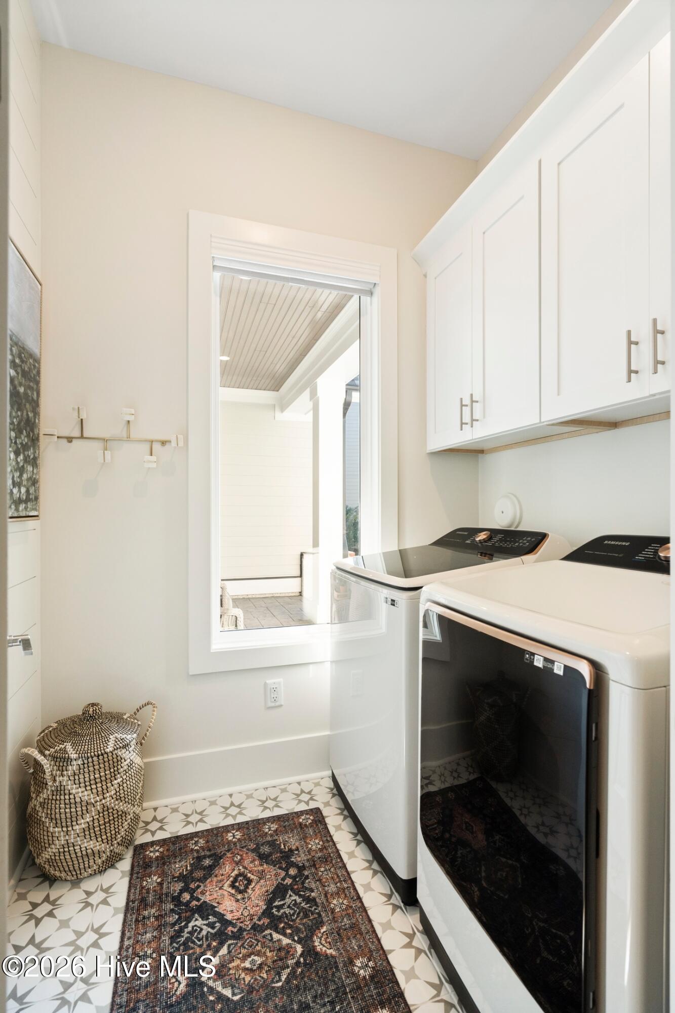 100546830 | Photo 58