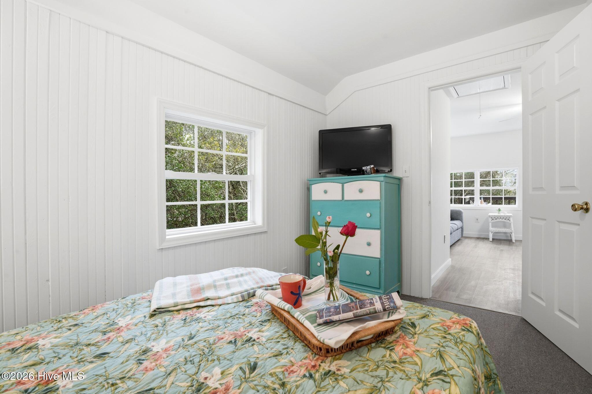 100553931 | Photo 16