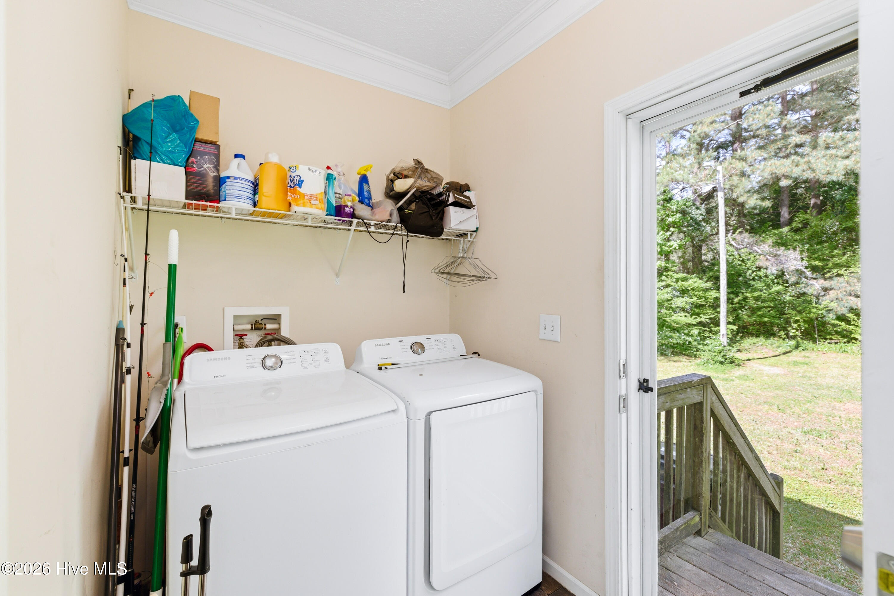 100565815 | Photo 27