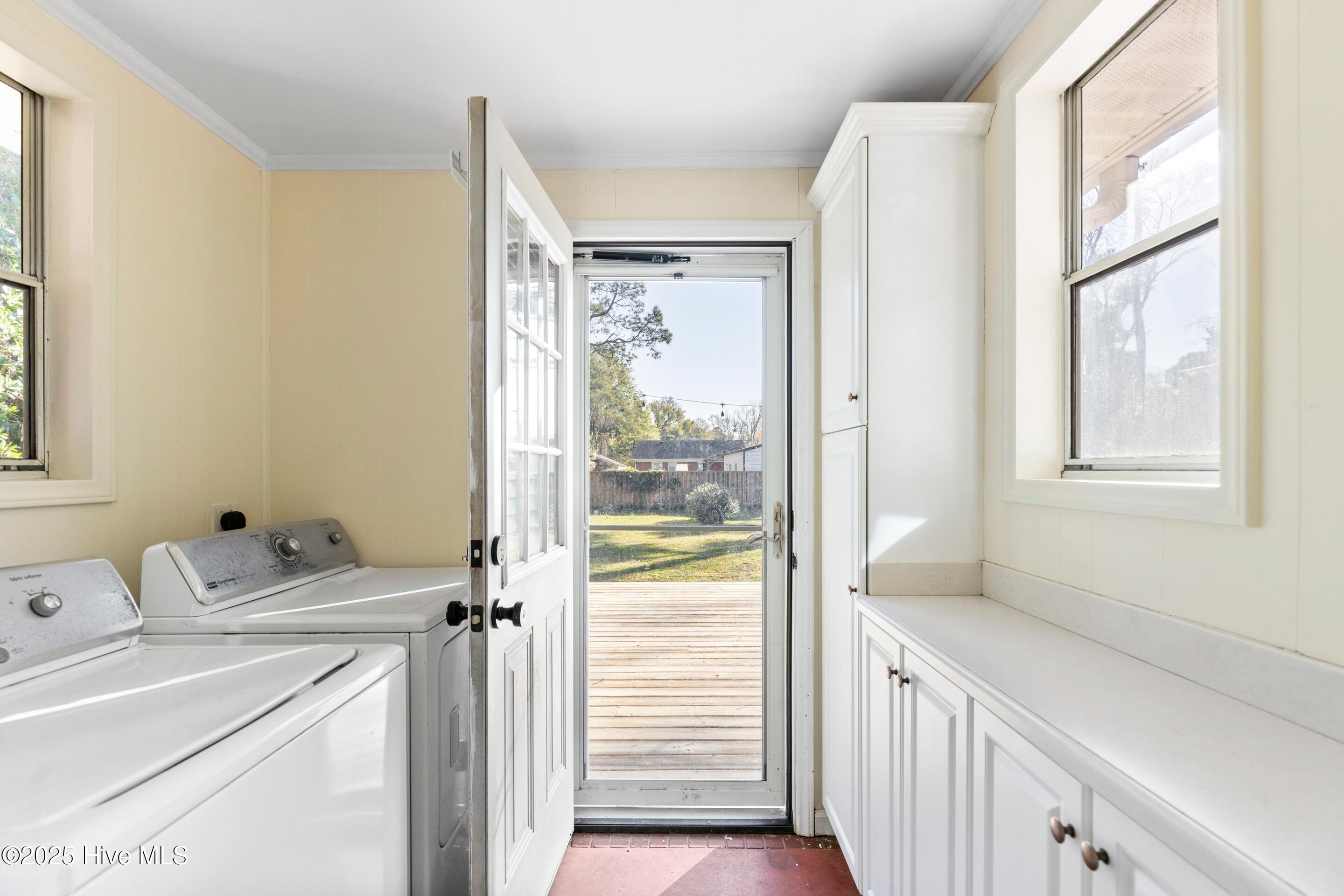 100544928 | Photo 21