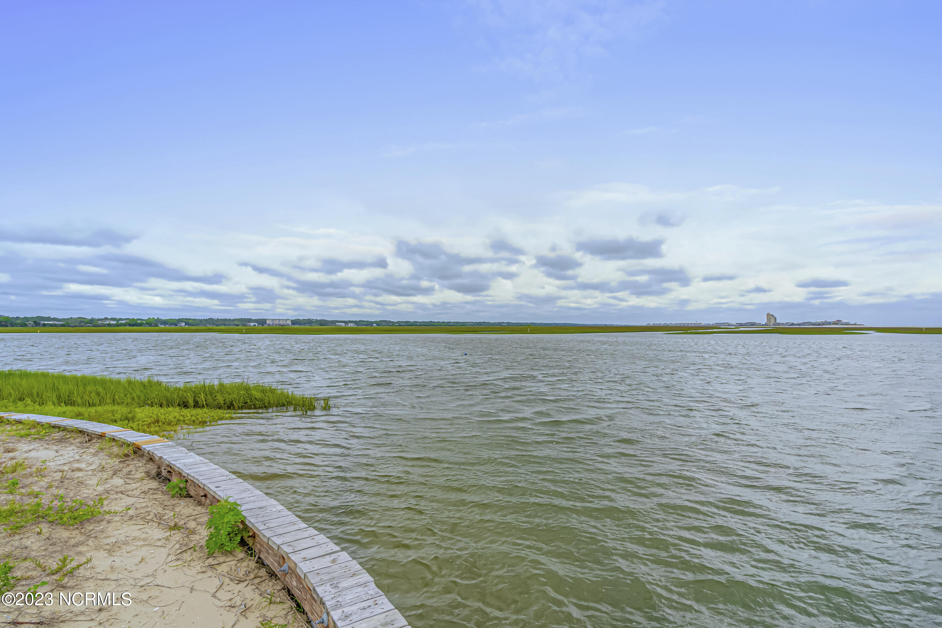 100388234 | Photo 26