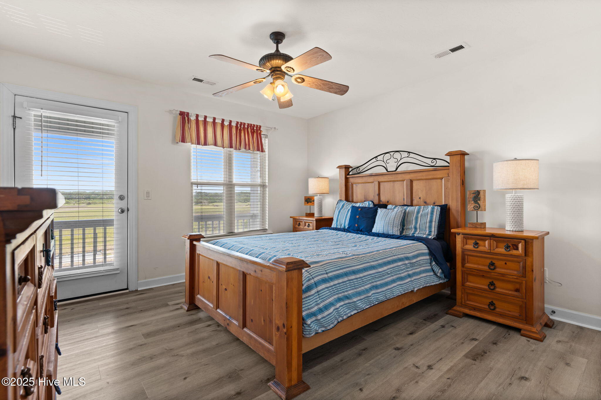 100515755 | Photo 22