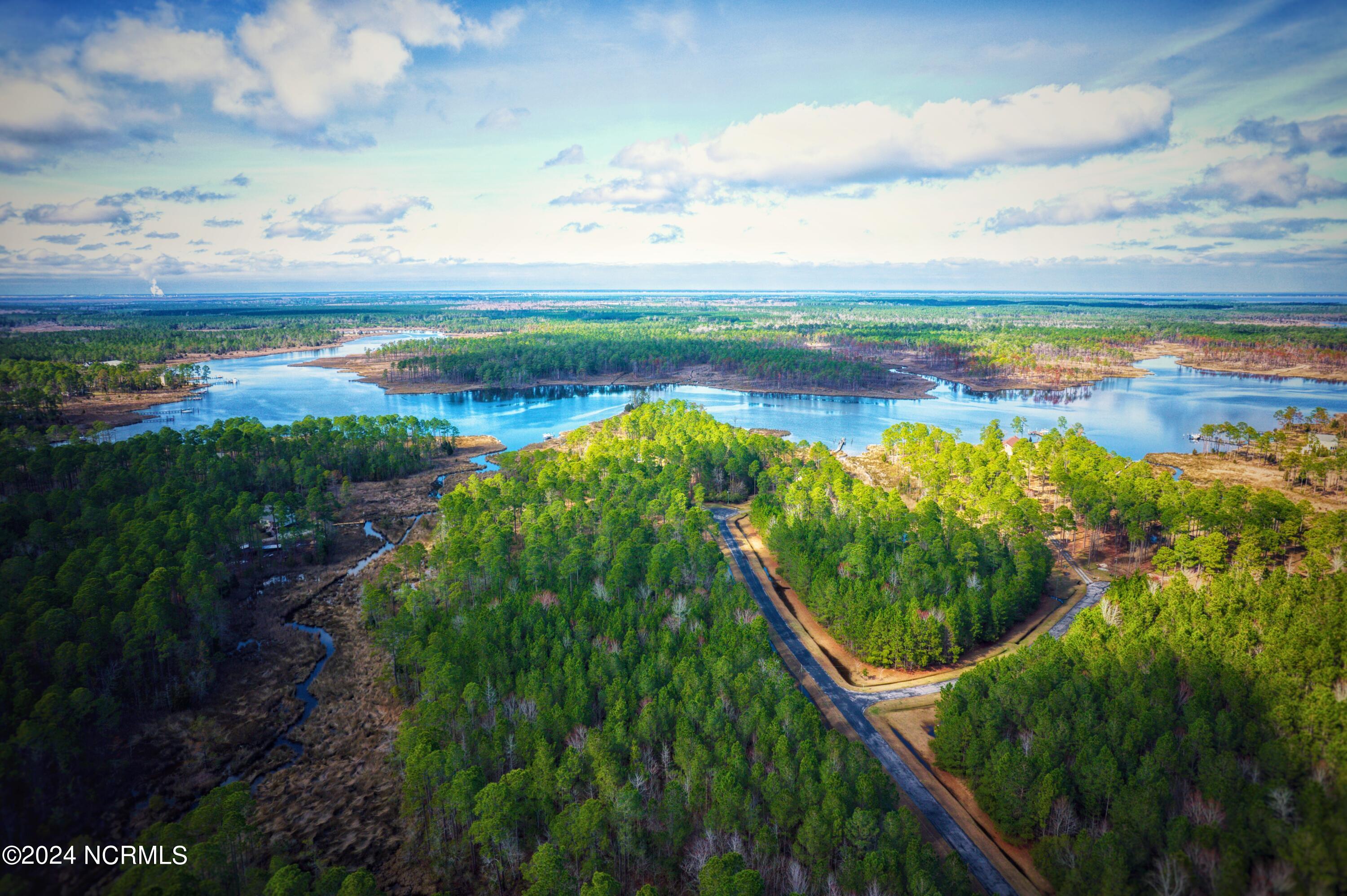 203 Paradox Point Drive, Aurora, NC, 27806