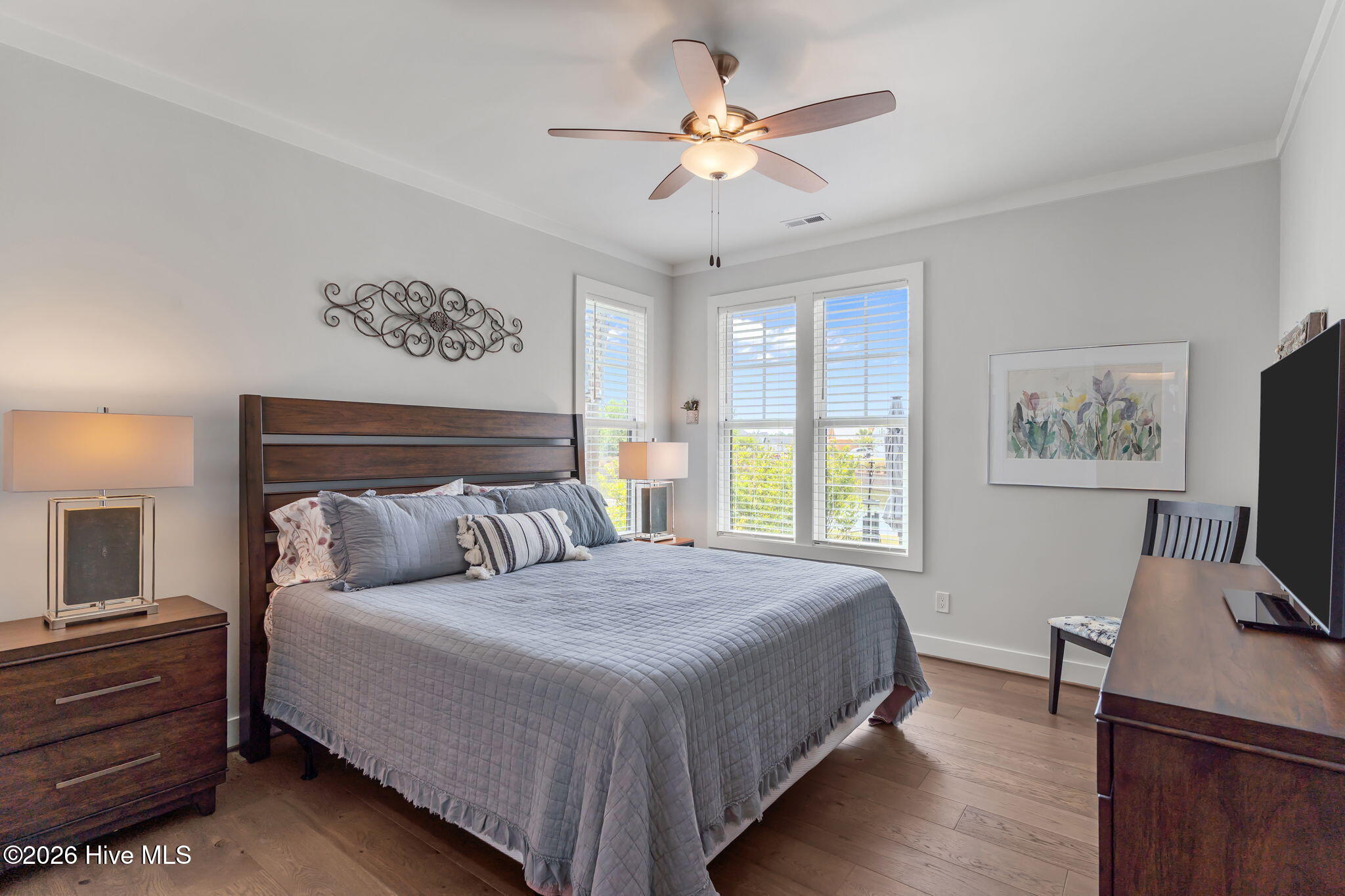 100568517 | Photo 29