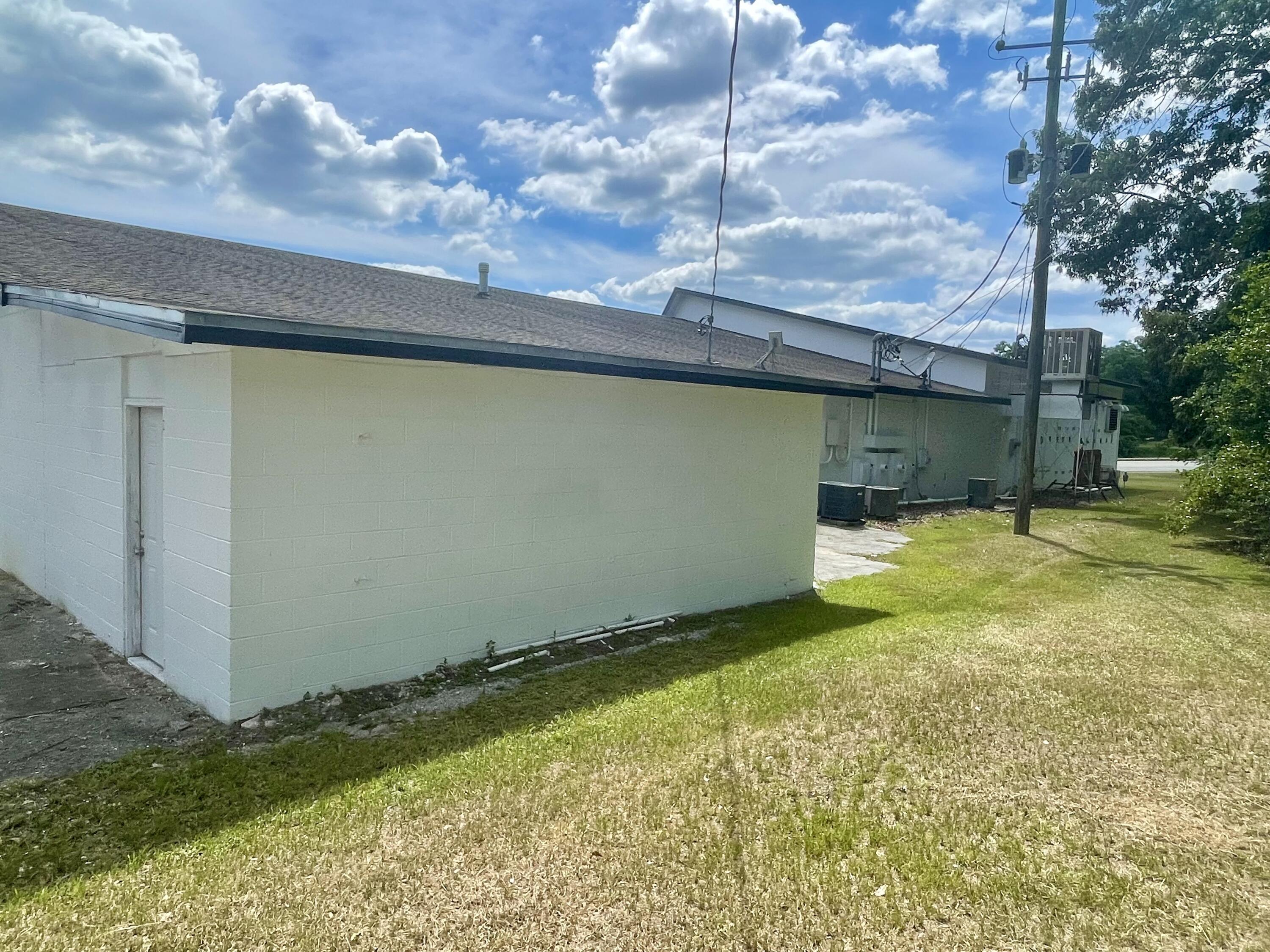 202 Thomson Hwy / Hwy 17 North, Wrens, GA, 30833