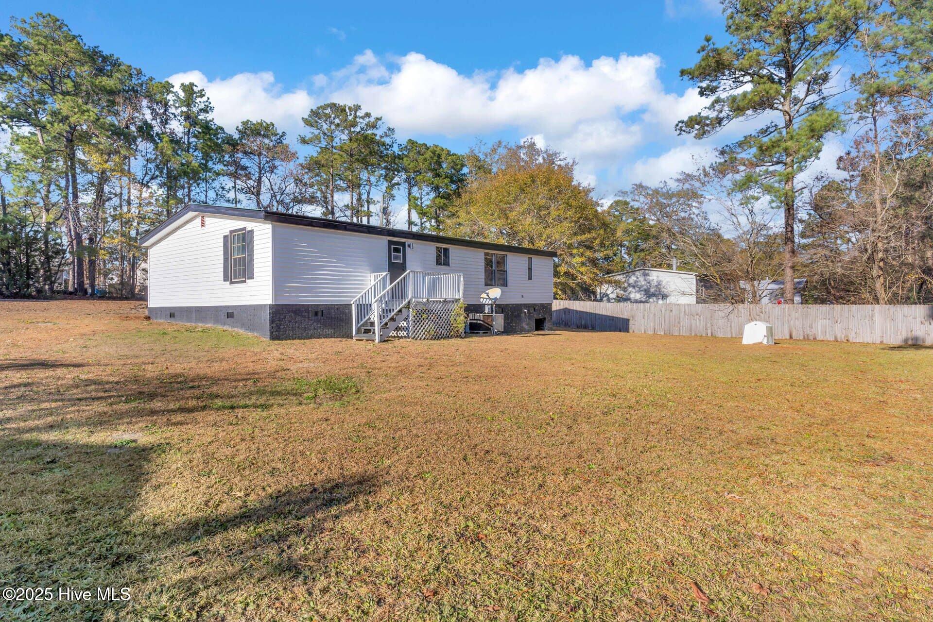 100503188 | Photo 26